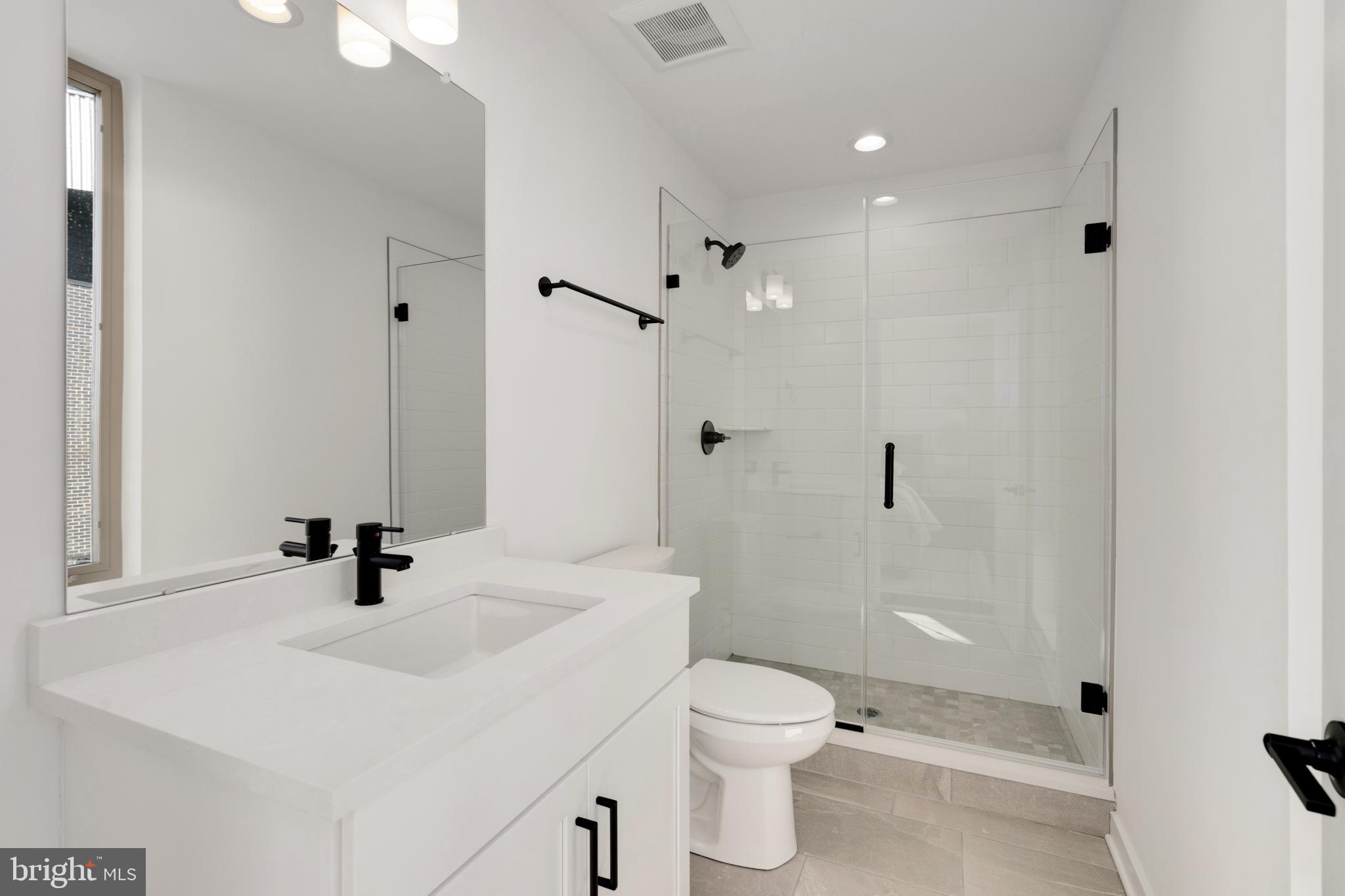 NORTHBANK - Residential