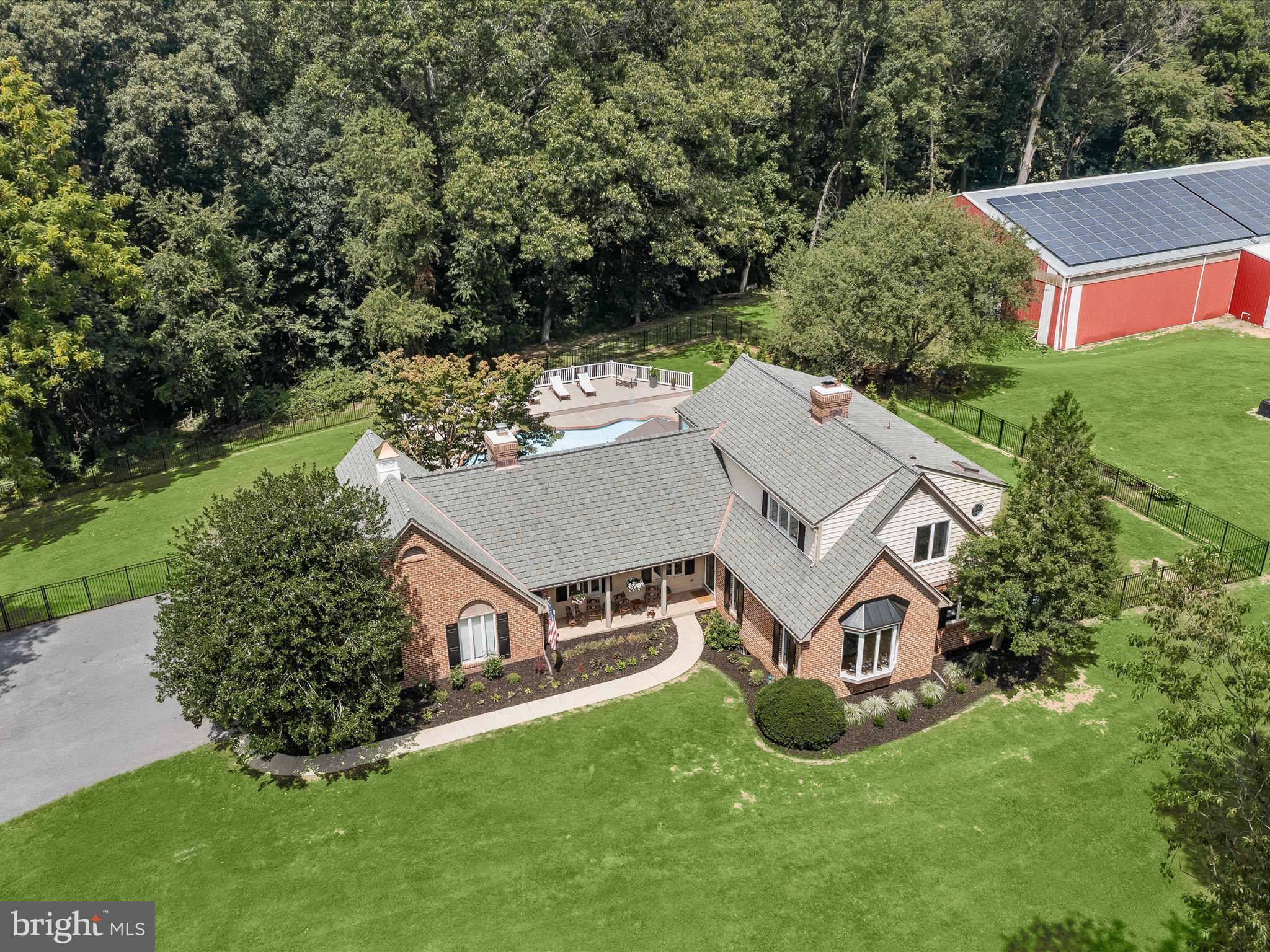 DAMASCUS OUTSIDE - Farm