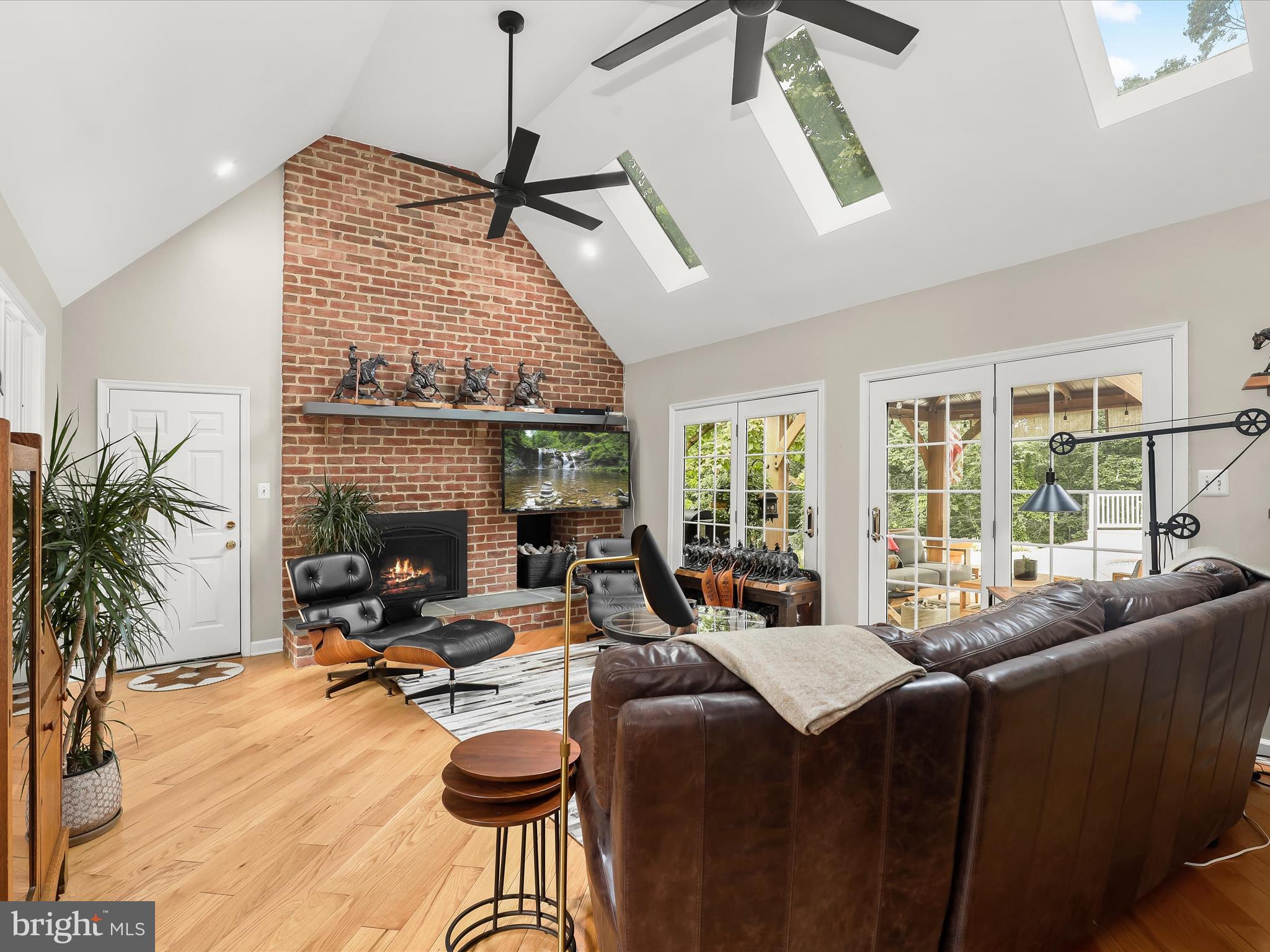 DAMASCUS OUTSIDE - Farm