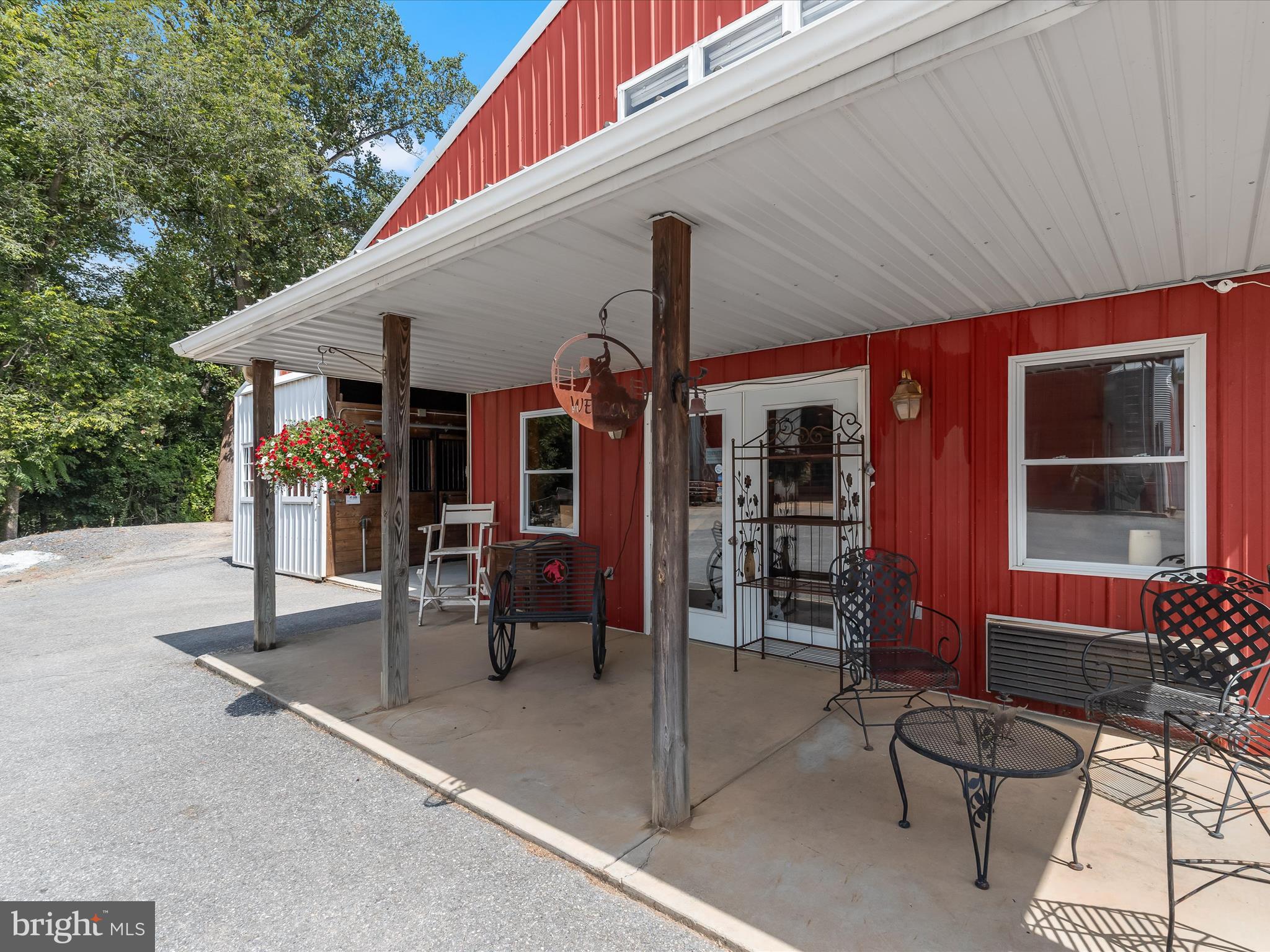 DAMASCUS OUTSIDE - Farm