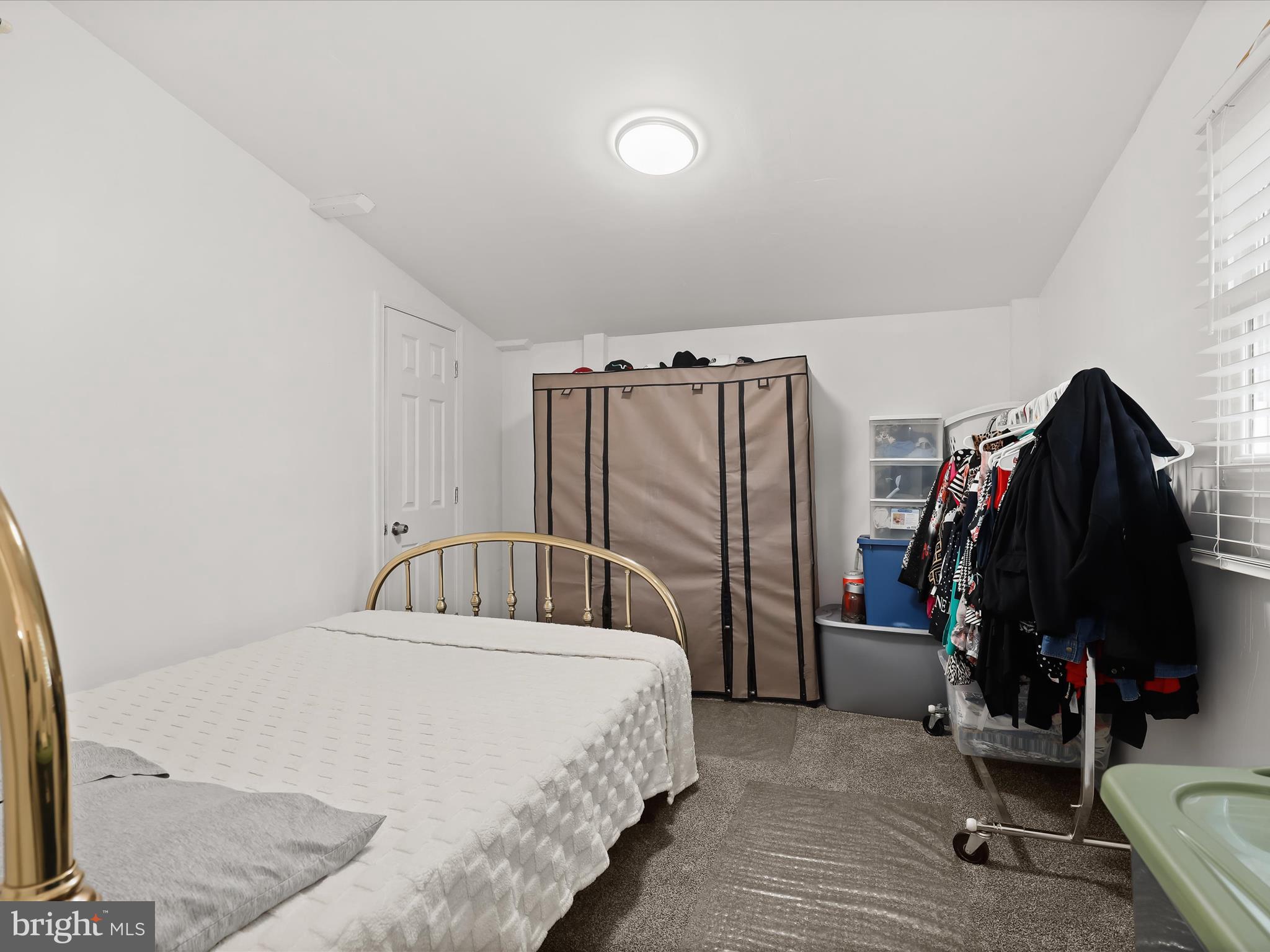 DAMASCUS OUTSIDE - Farm