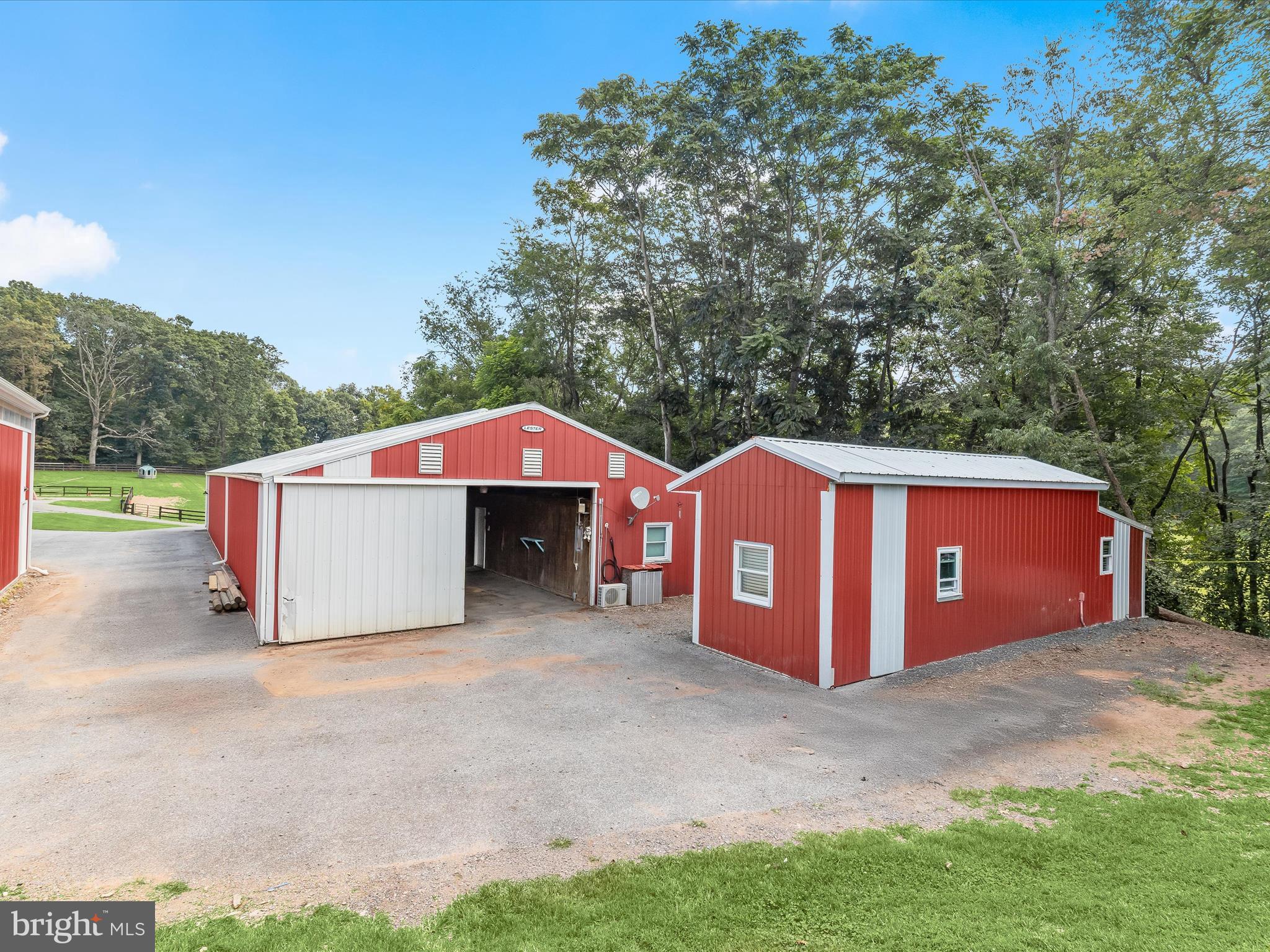 DAMASCUS OUTSIDE - Farm