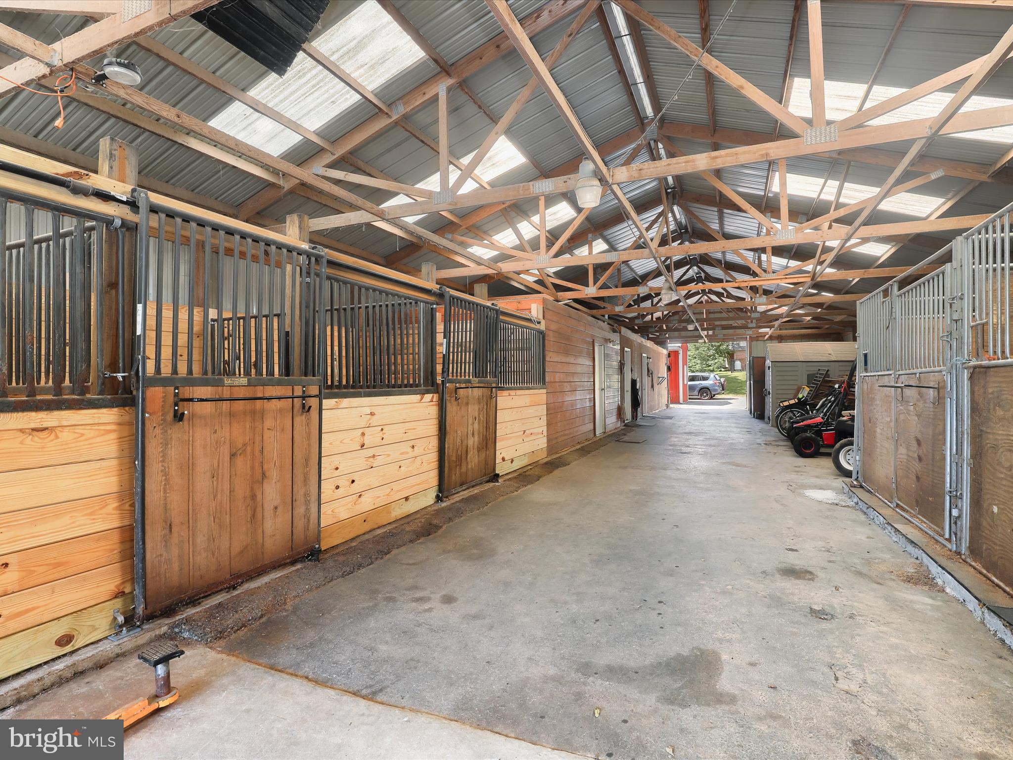 DAMASCUS OUTSIDE - Farm