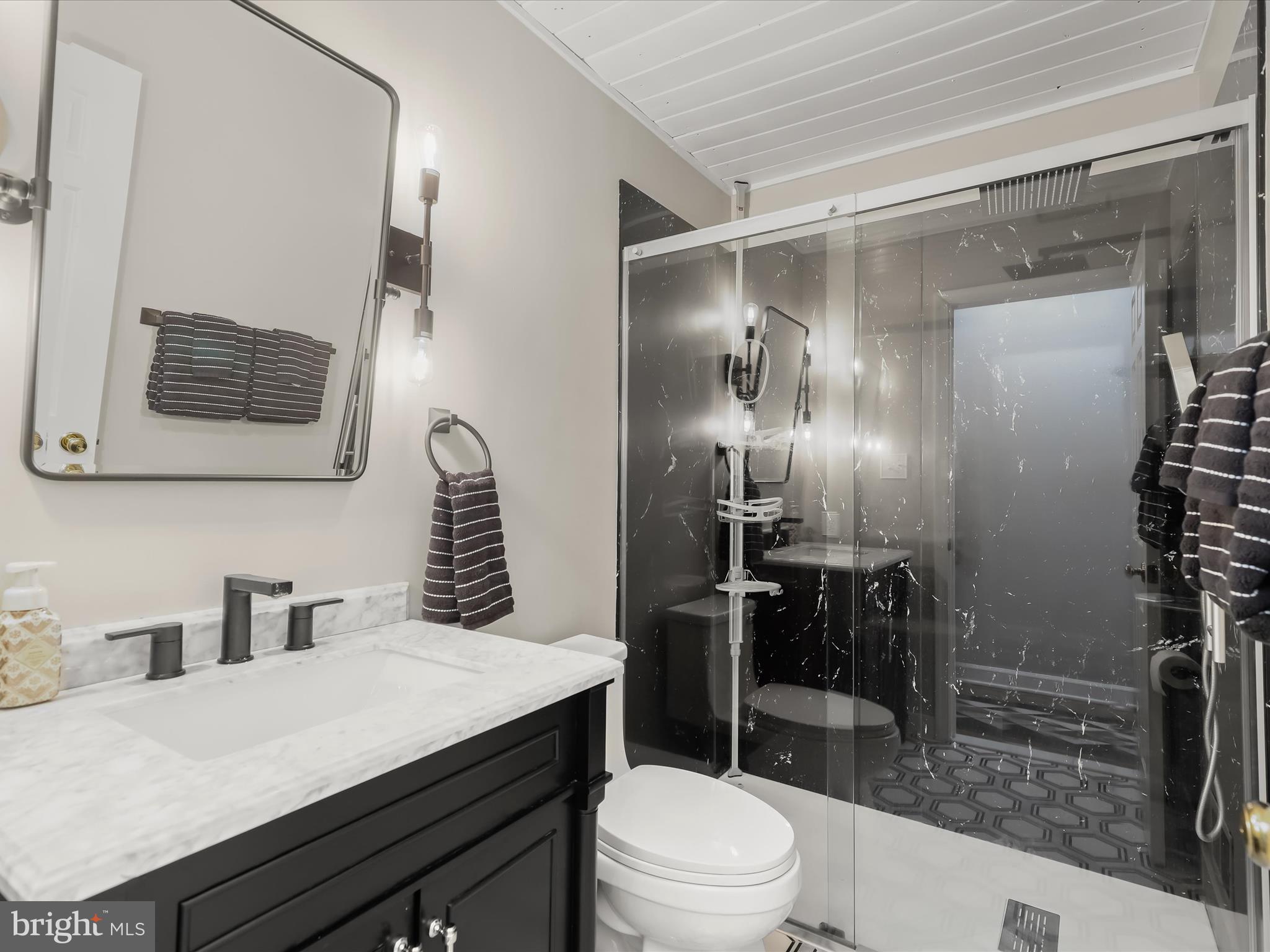 DAMASCUS OUTSIDE - Farm