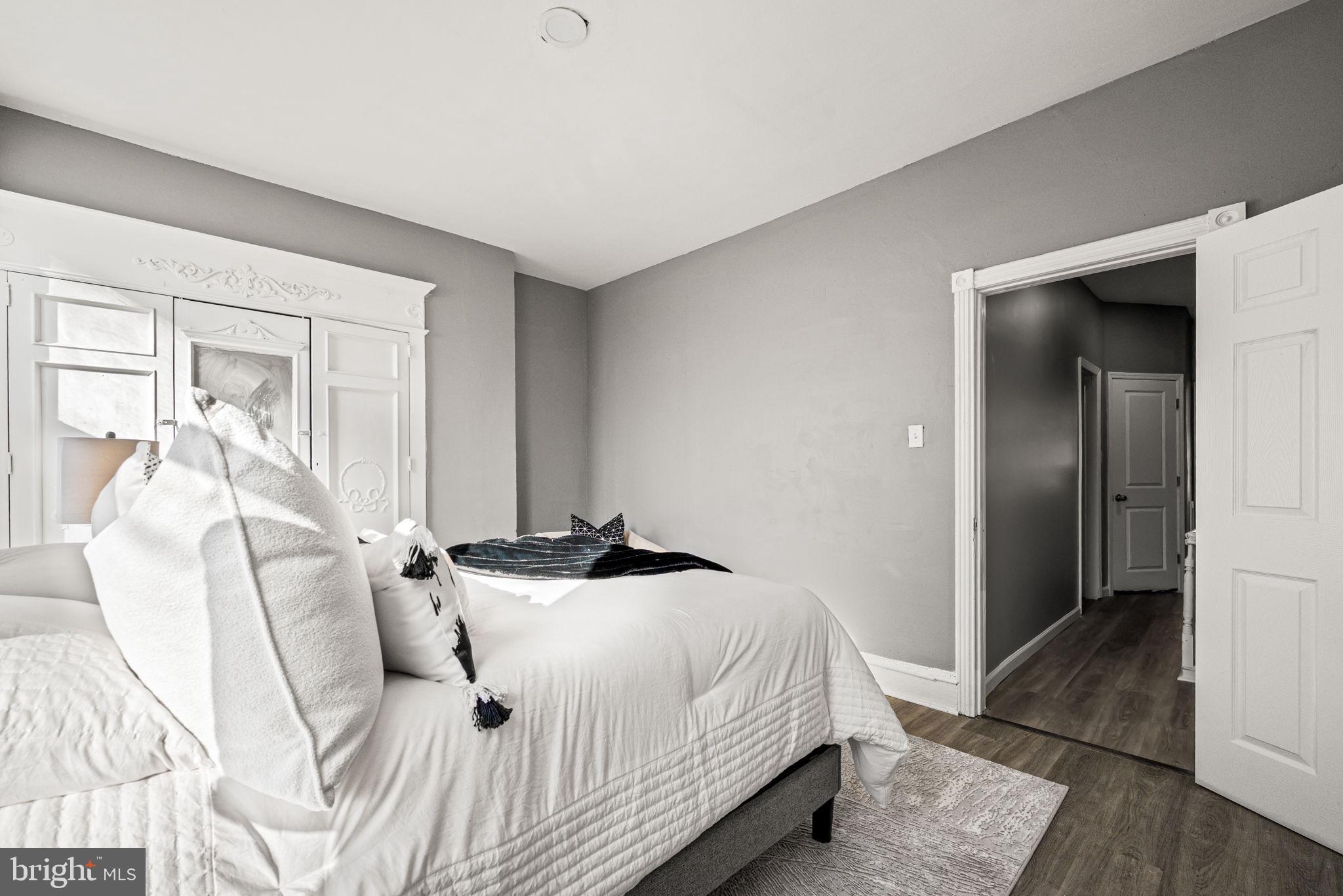 STRAWBERRY MANSION - Residential Lease