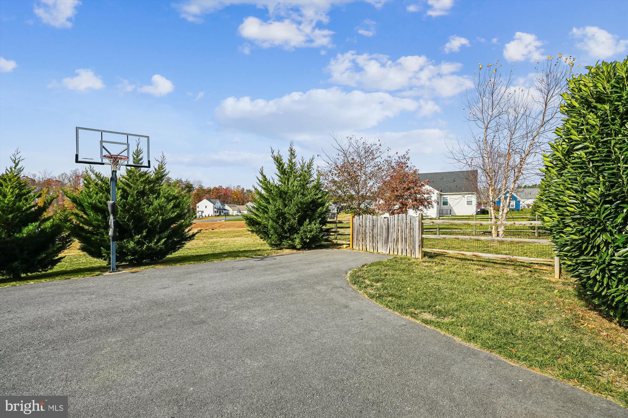 FAWN LAKE - Residential