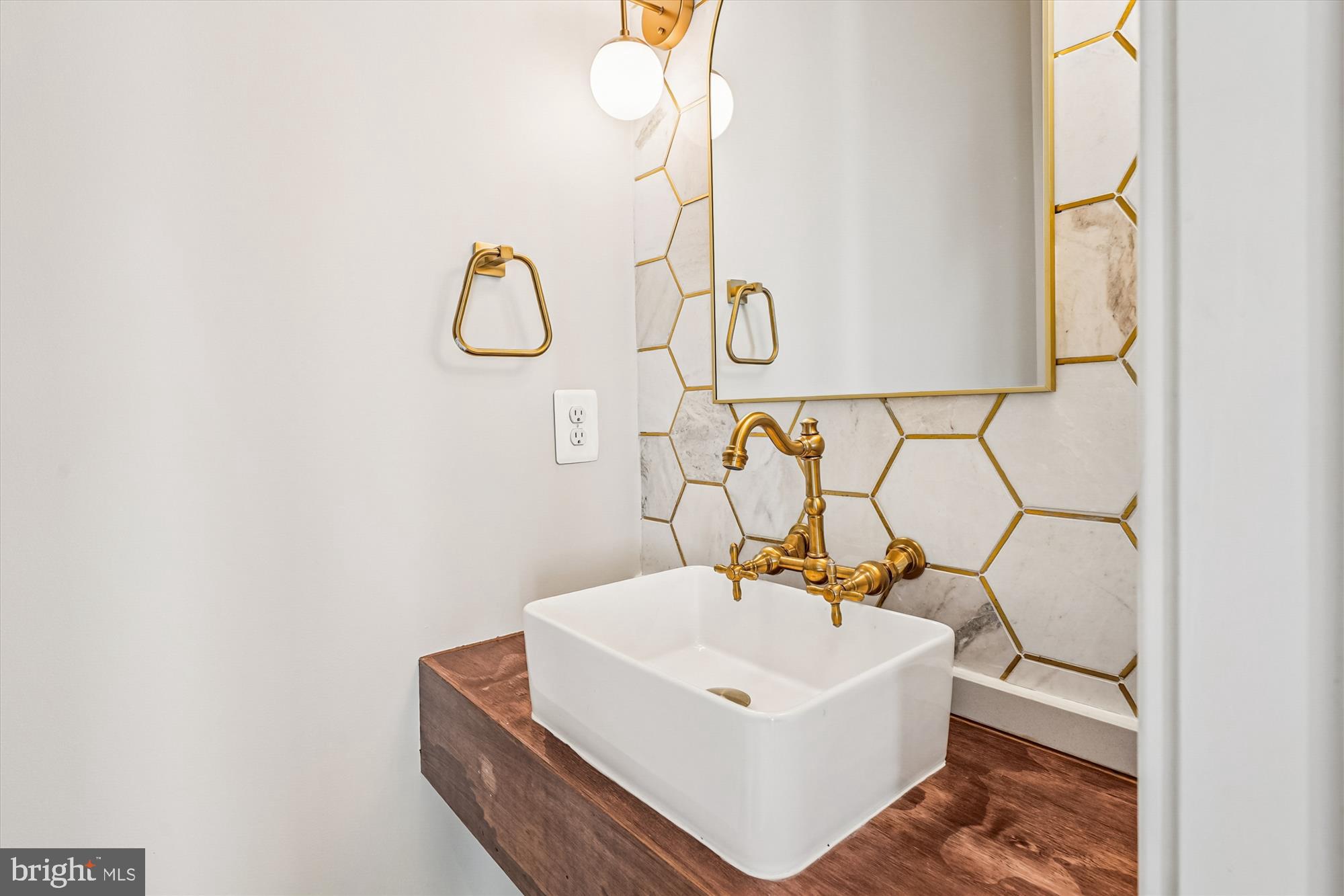 FAWN LAKE - Residential