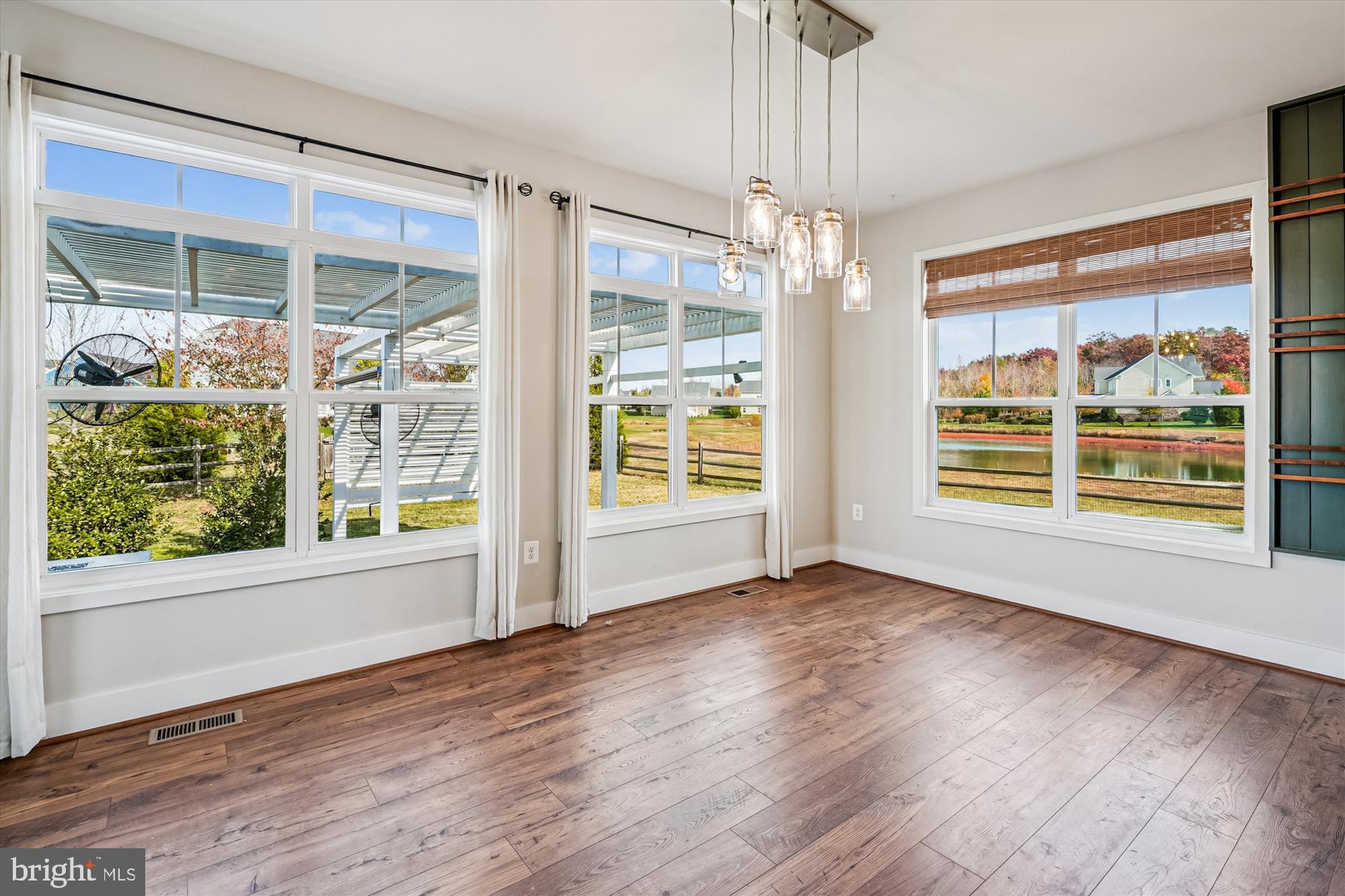 FAWN LAKE - Residential