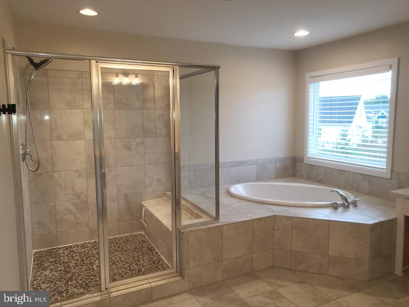 FAWN LAKE - Residential