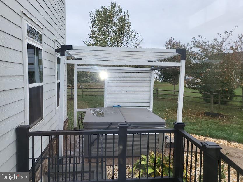 FAWN LAKE - Residential