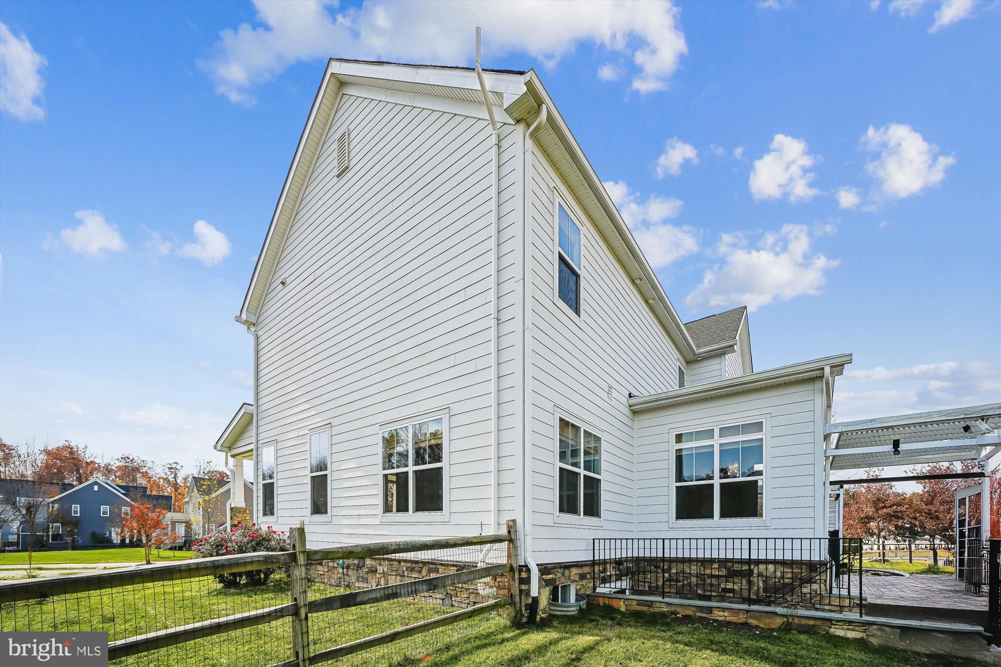 FAWN LAKE - Residential