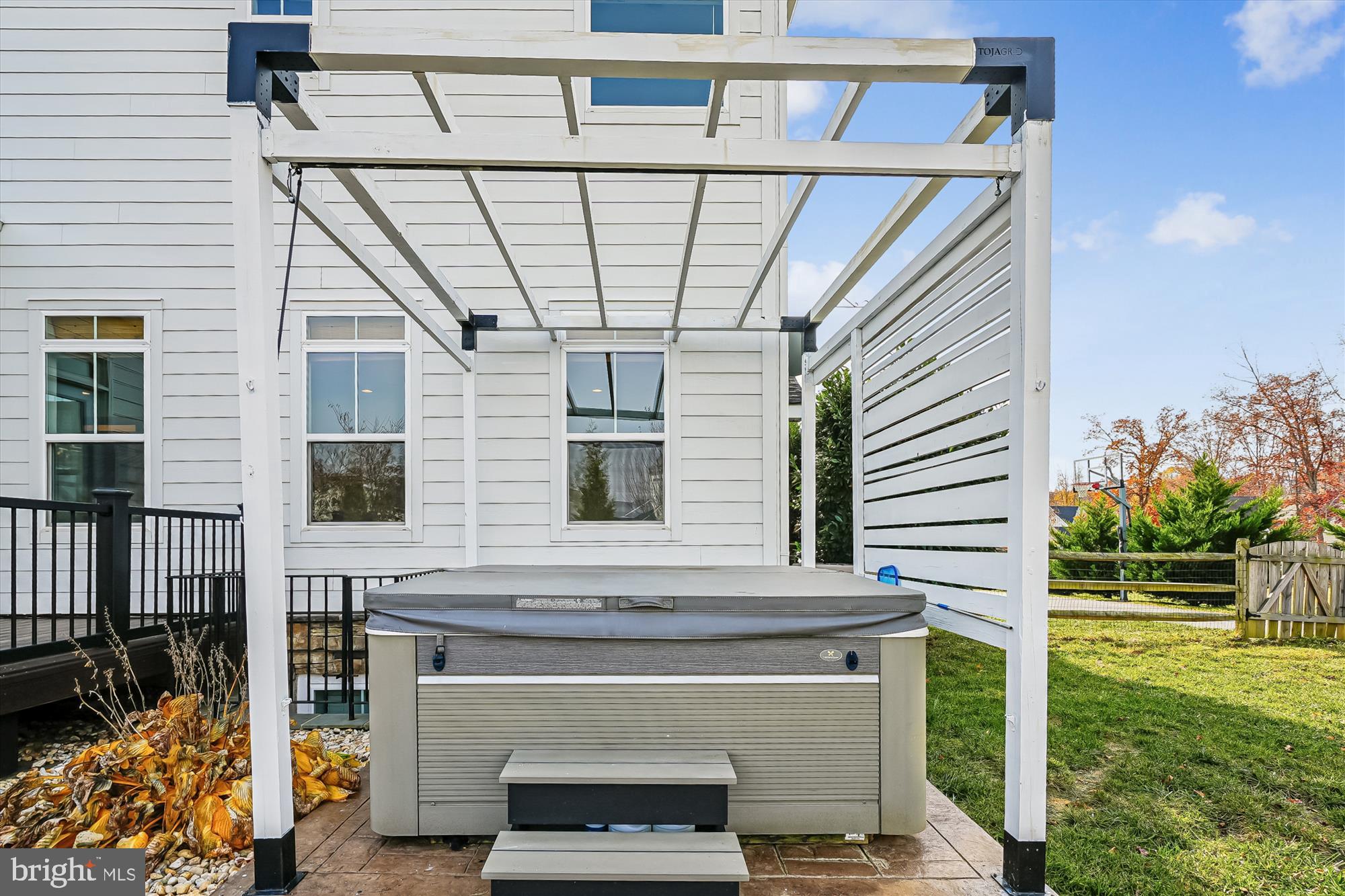 FAWN LAKE - Residential