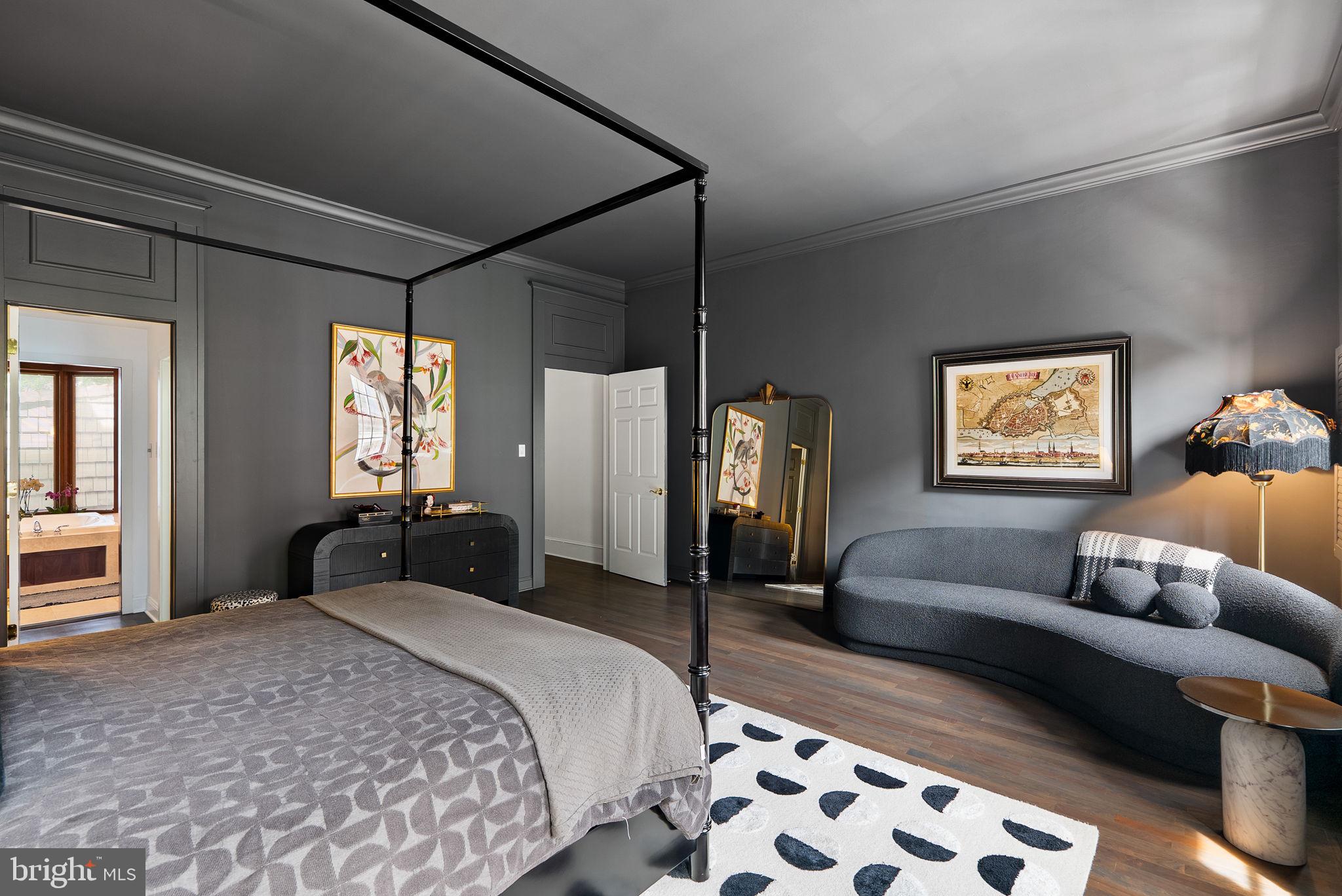 WASHINGTON SQ WEST - Residential