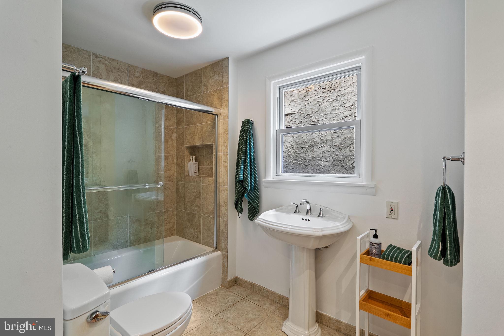 WASHINGTON SQ WEST - Residential