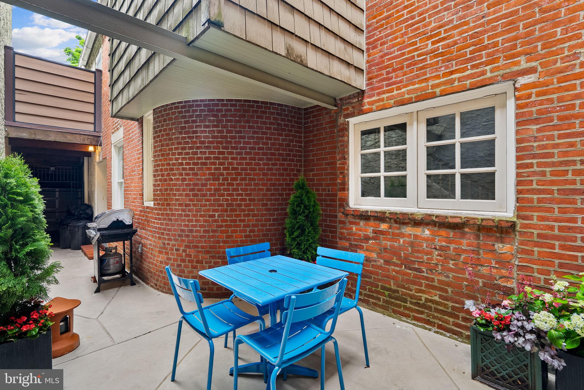 WASHINGTON SQ WEST - Residential