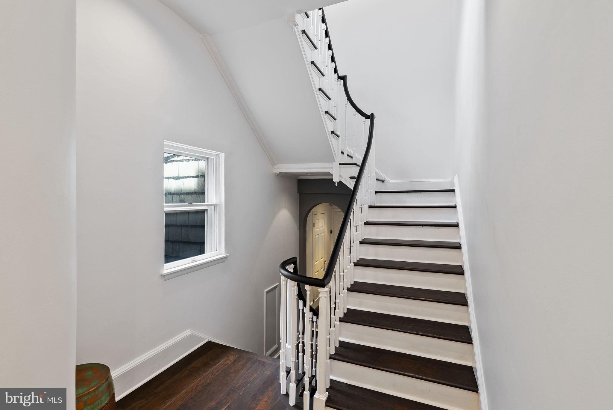 WASHINGTON SQ WEST - Residential