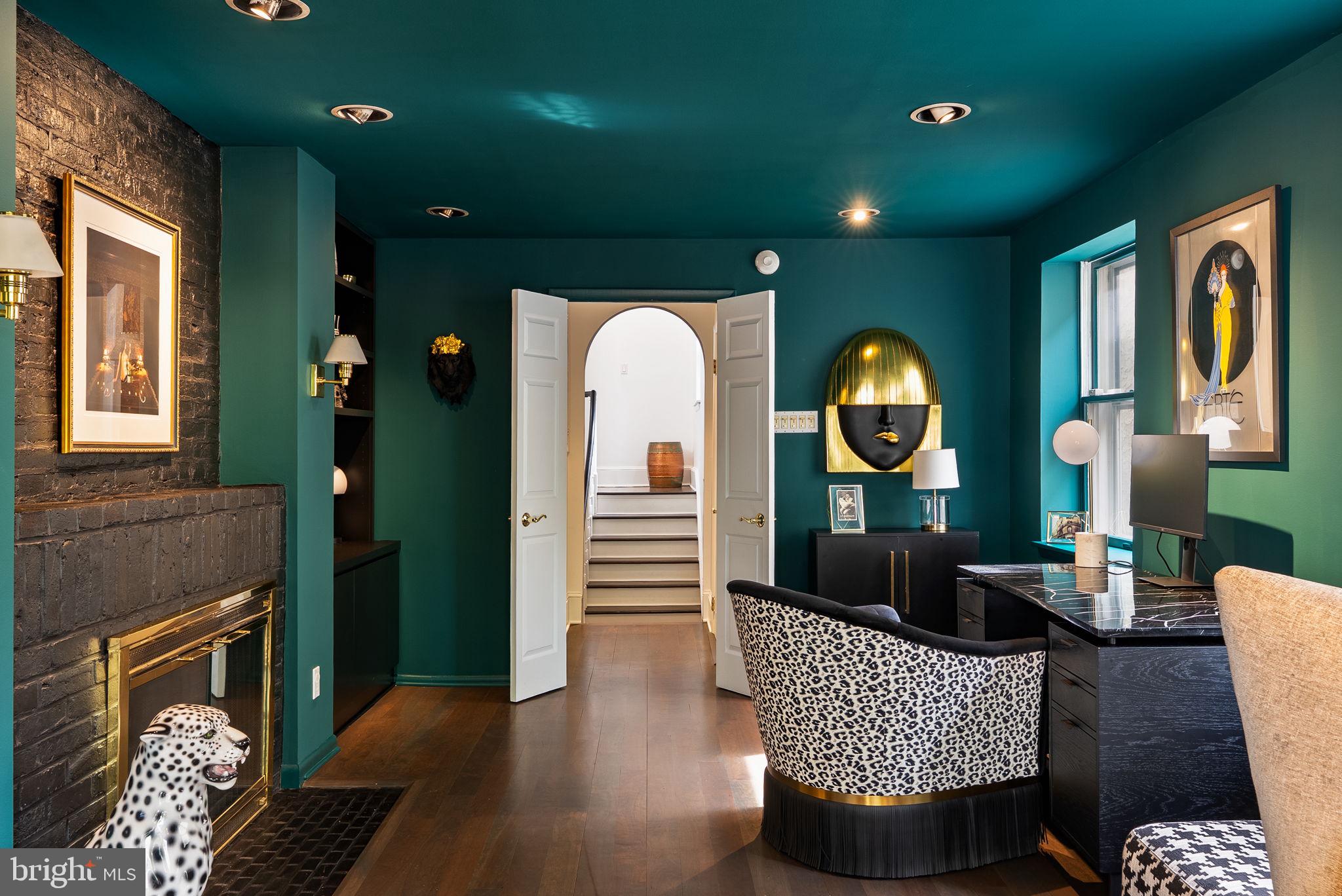 WASHINGTON SQ WEST - Residential