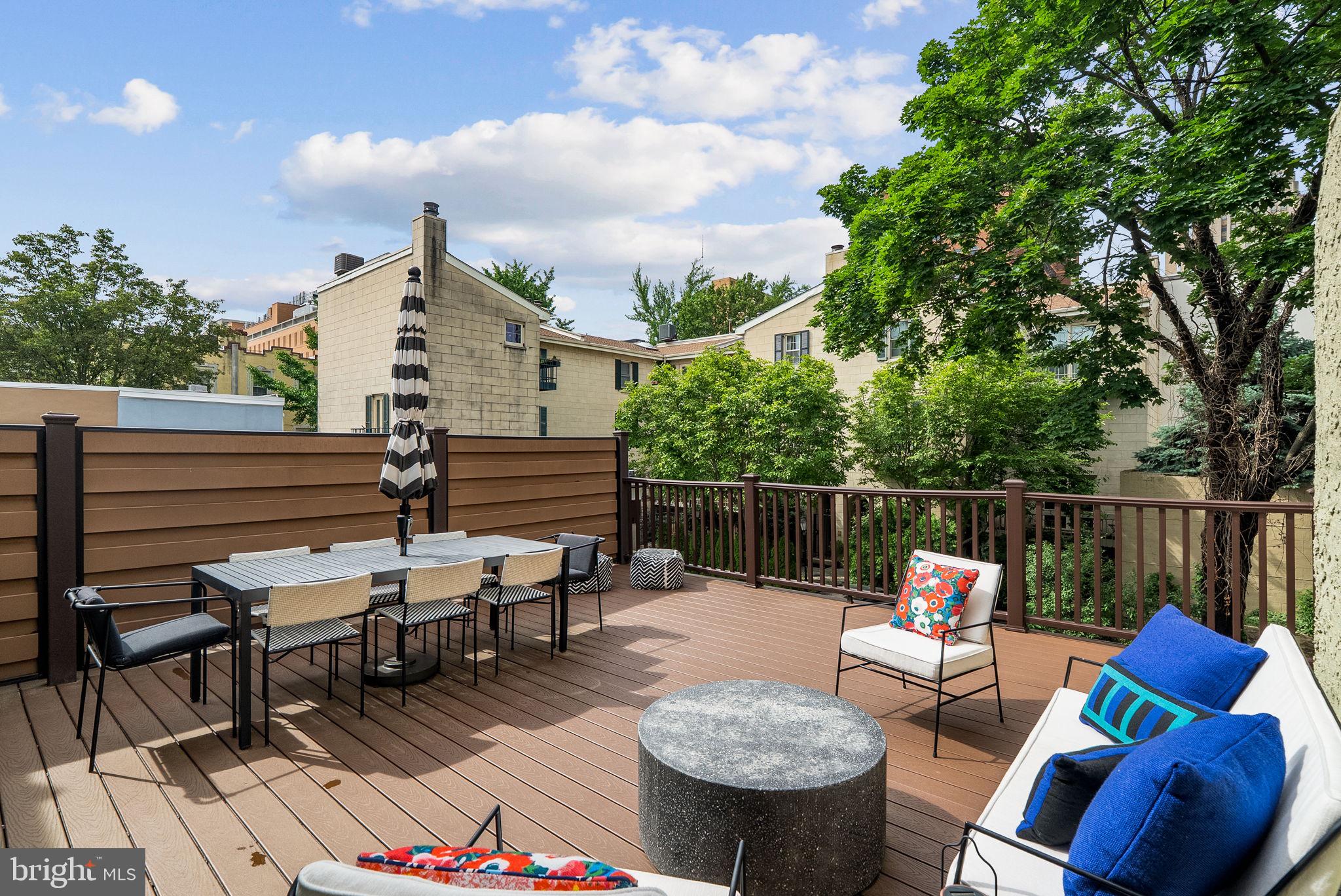 WASHINGTON SQ WEST - Residential