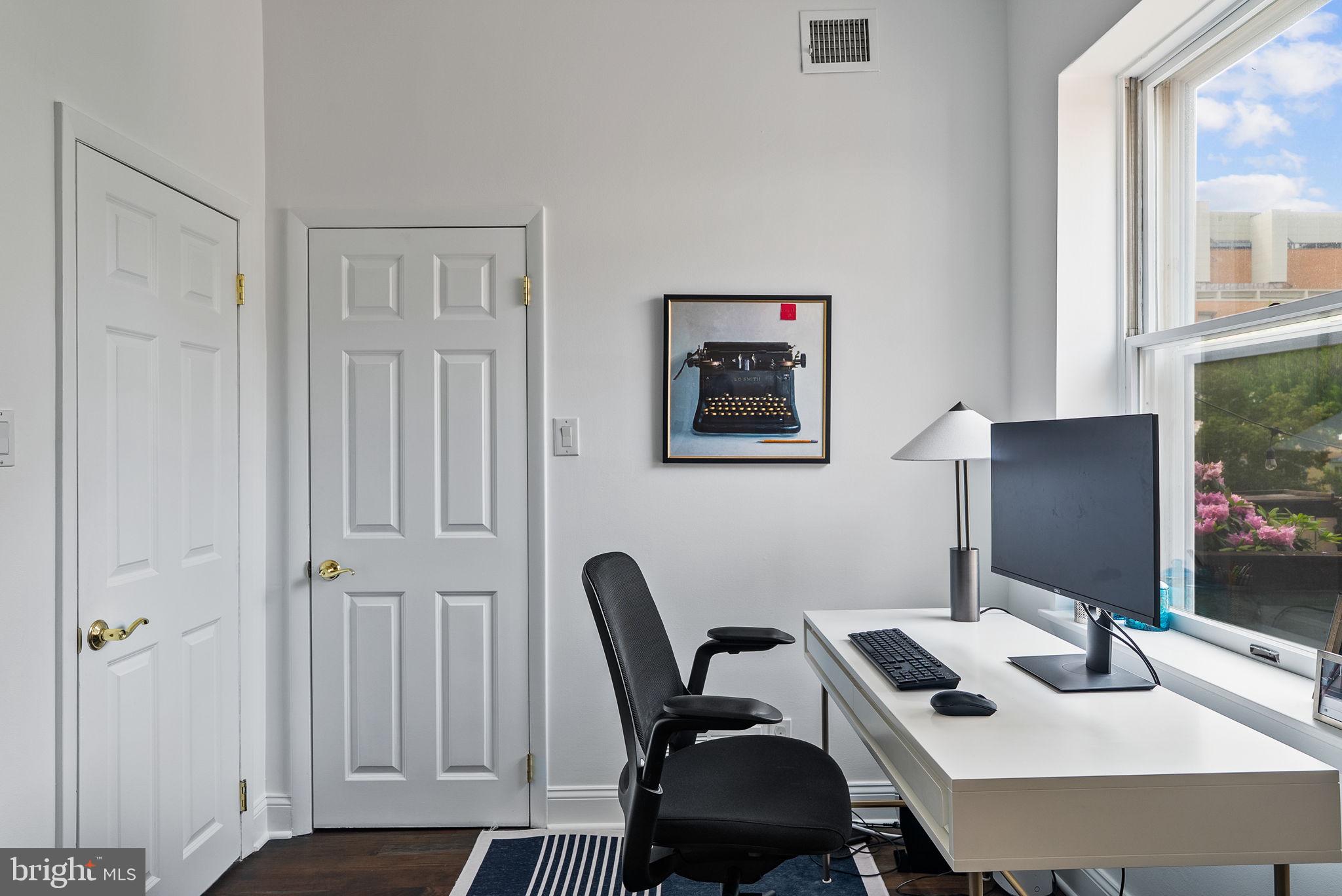 WASHINGTON SQ WEST - Residential