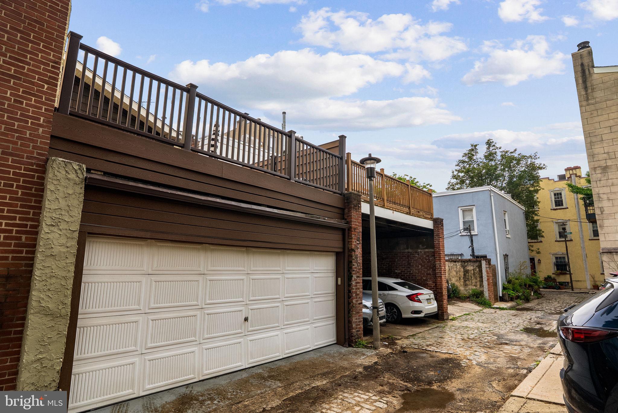 WASHINGTON SQ WEST - Residential