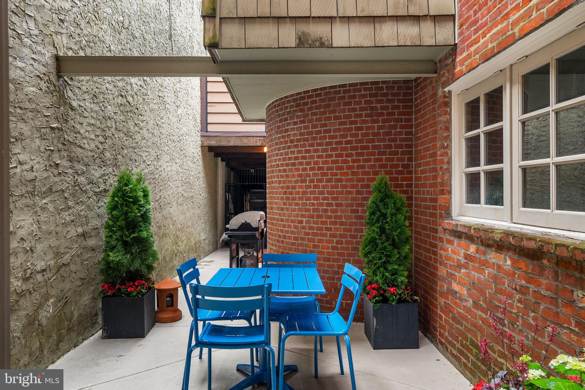 WASHINGTON SQ WEST - Residential