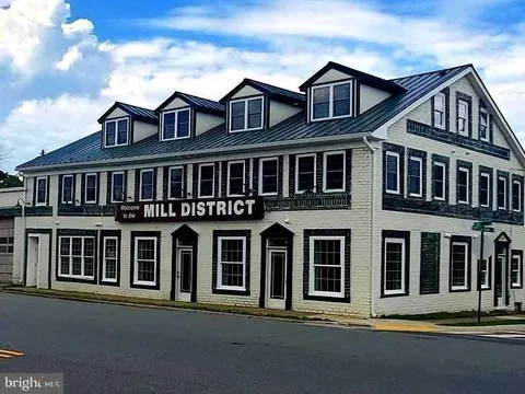 1801-#100 Princess Anne Street, Fredericksburg, VA MLS: VAFB2008174