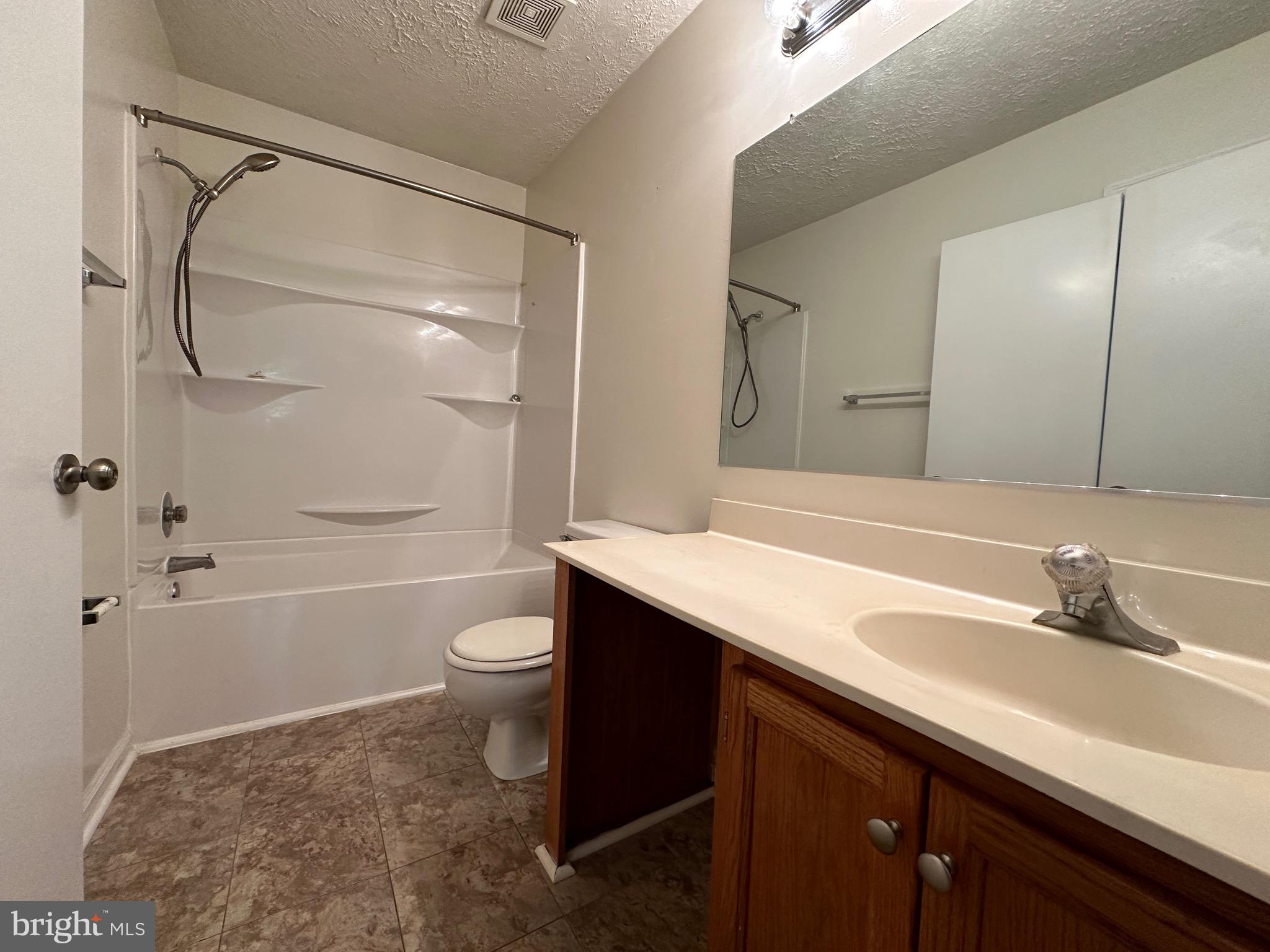 BRANDY STATION - Residential Lease