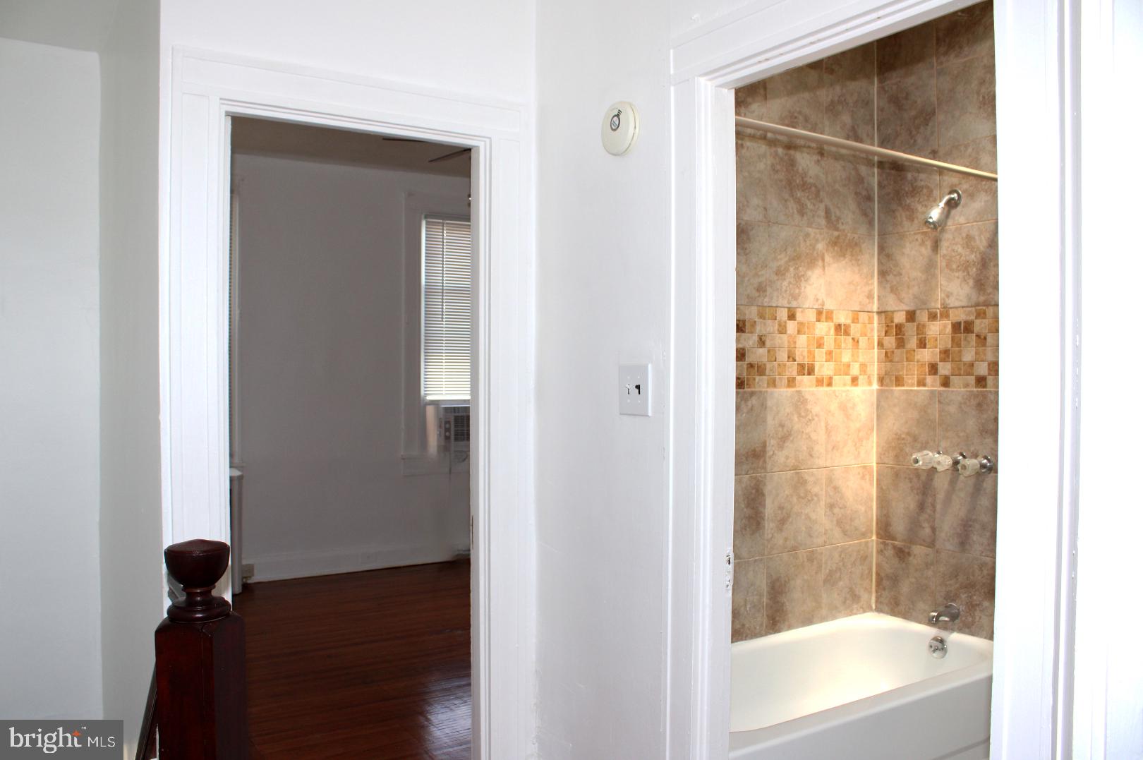 BELAIR-EDISON - Residential Lease