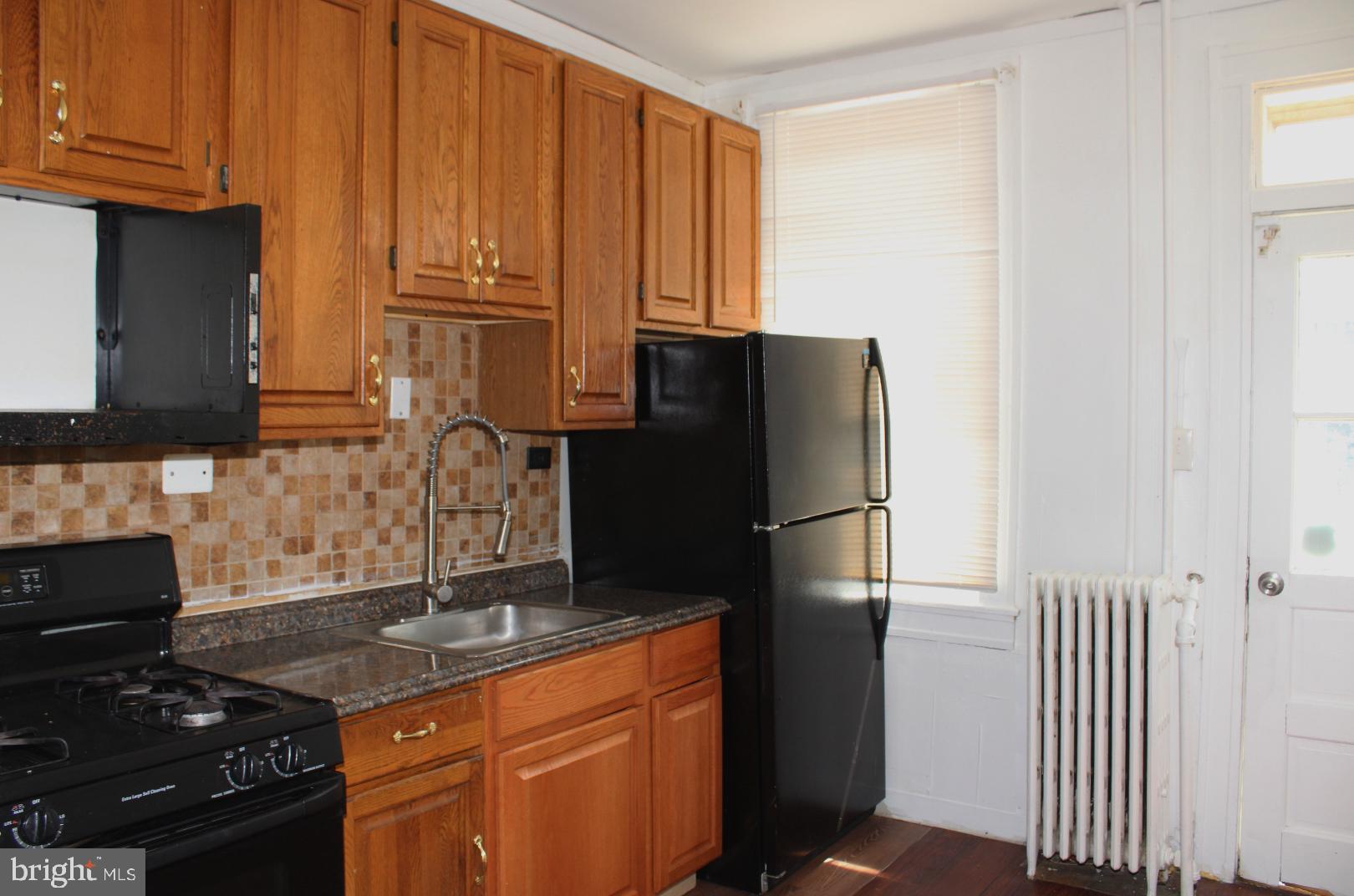 BELAIR-EDISON - Residential Lease