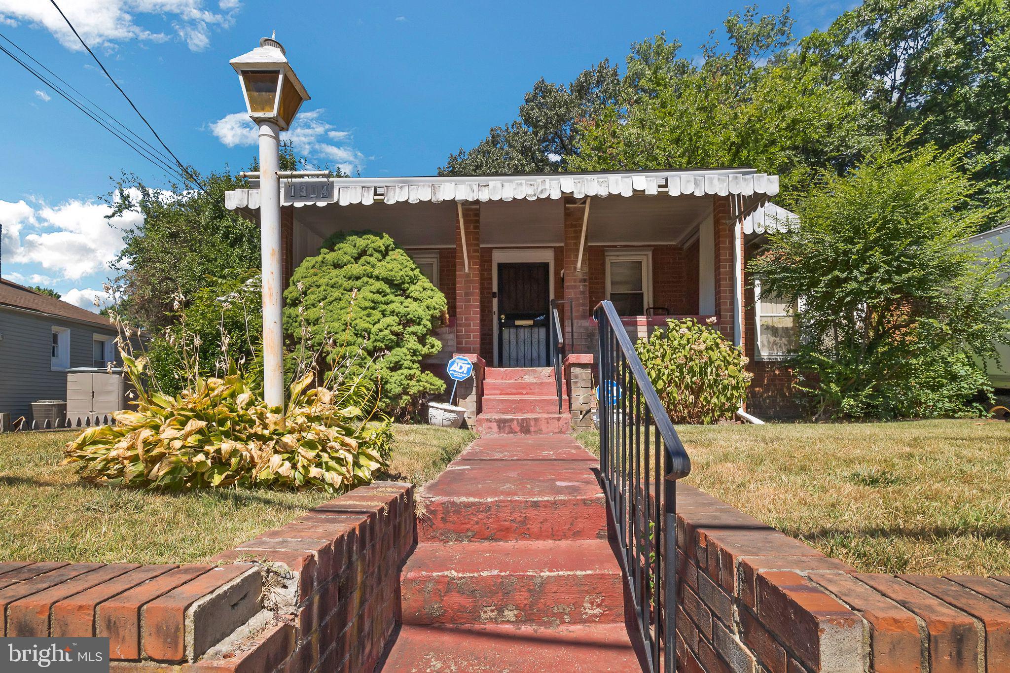 CHAPEL OAKS - Residential