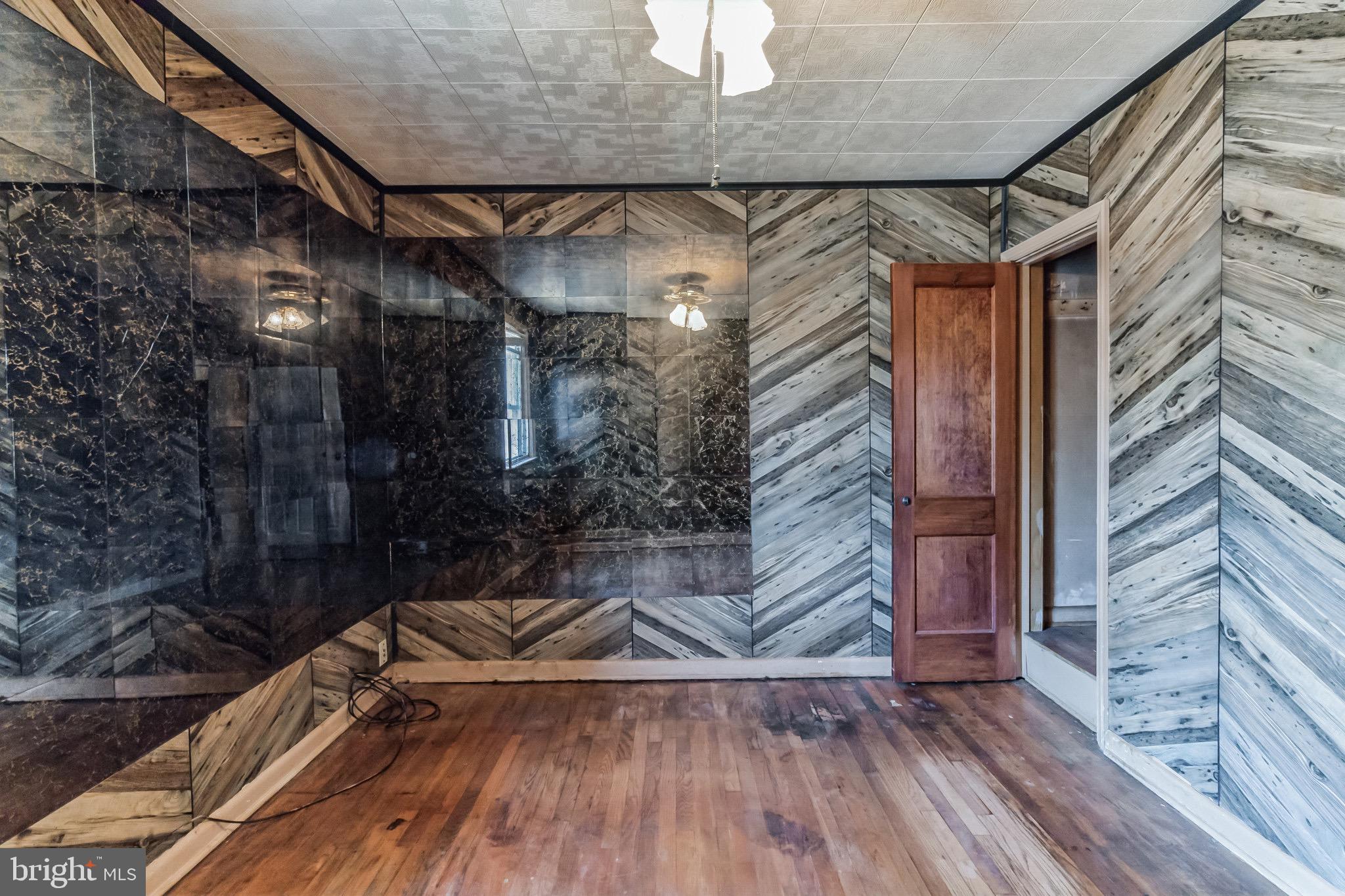 CHAPEL OAKS - Residential