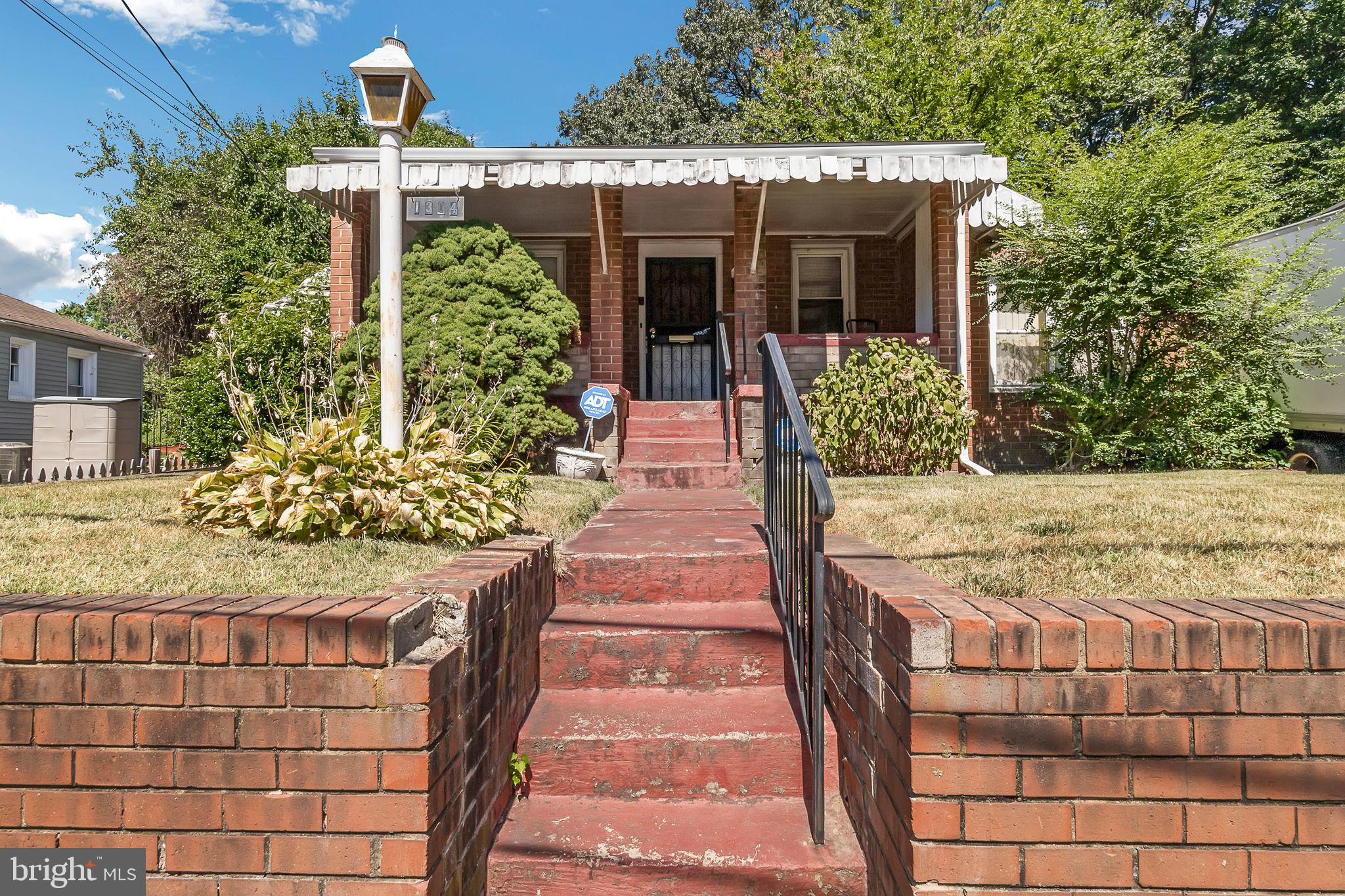 CHAPEL OAKS - Residential