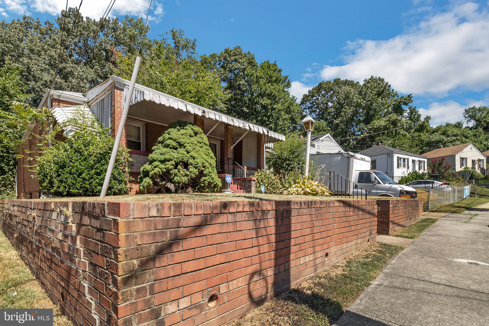 CHAPEL OAKS - Residential