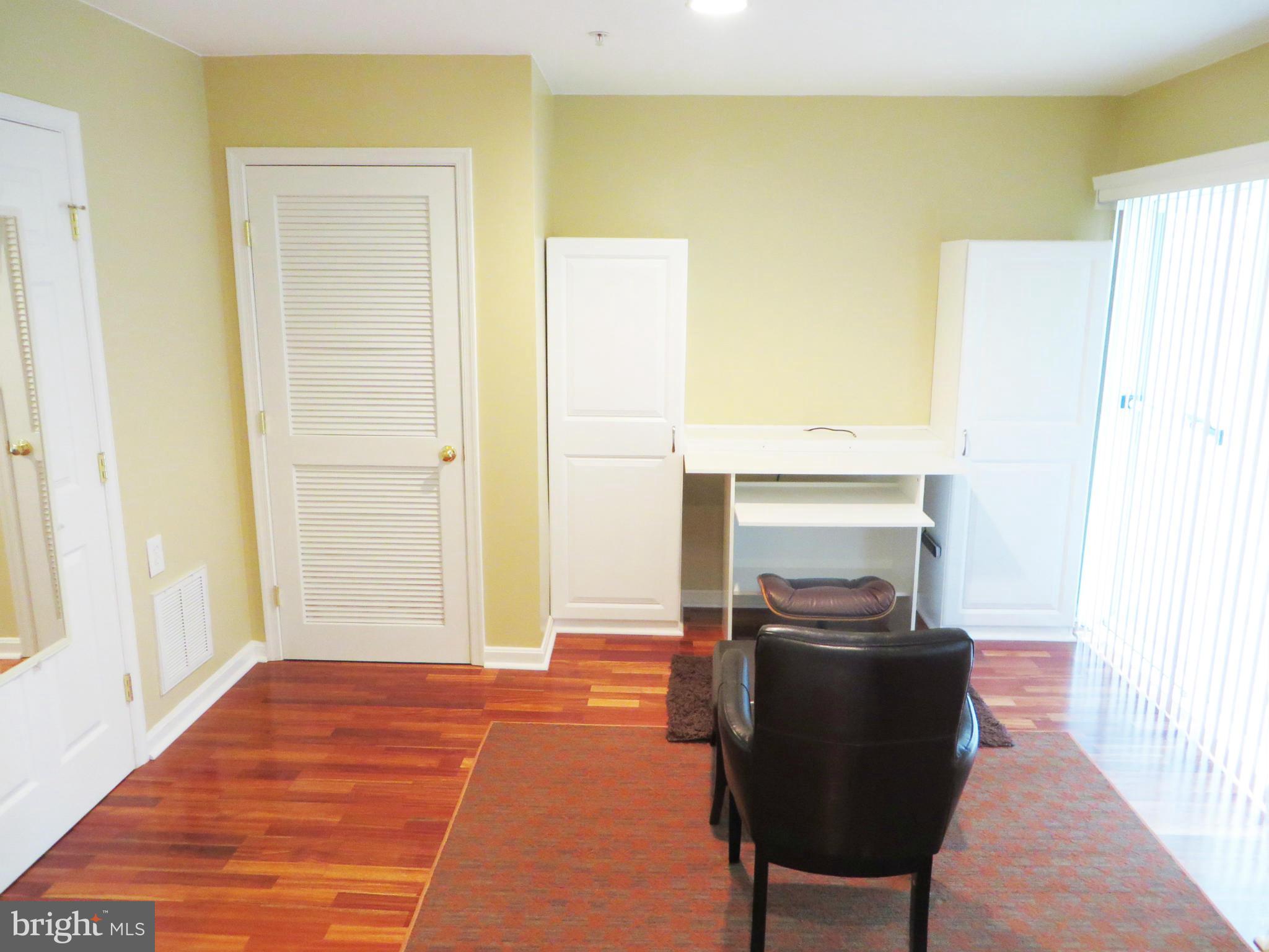 BEVERLY HILLS - Residential