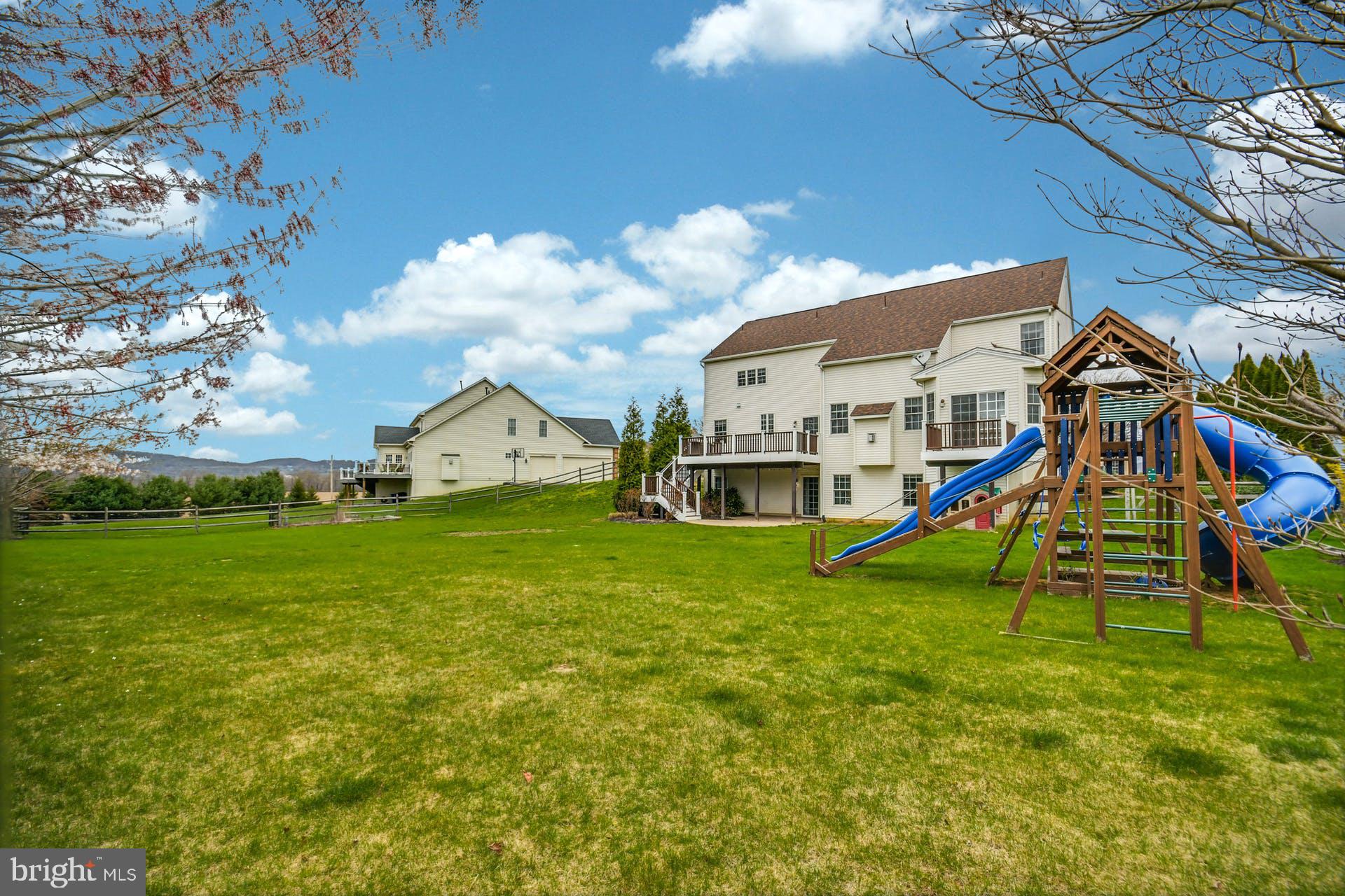 SUNRISE VALLEY - Residential