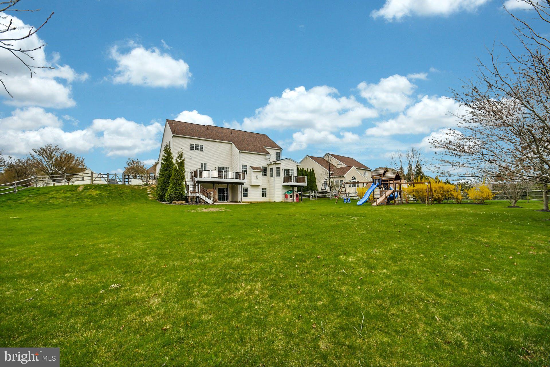 SUNRISE VALLEY - Residential