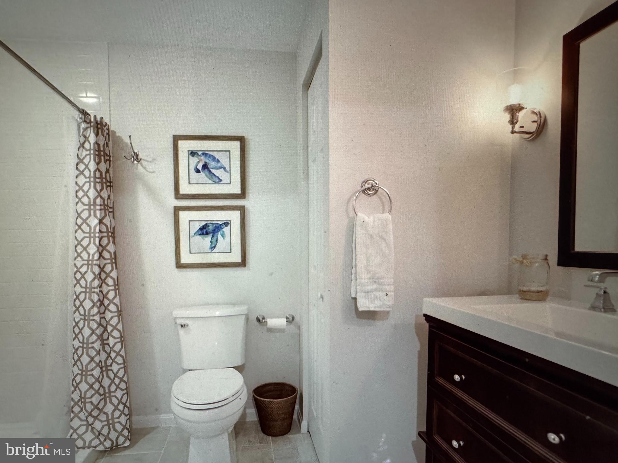 CARROLLTON MANOR - Residential Lease