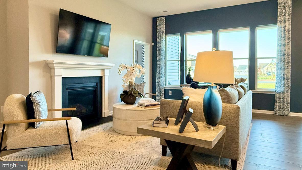 COASTAL VILLAGES - Residential