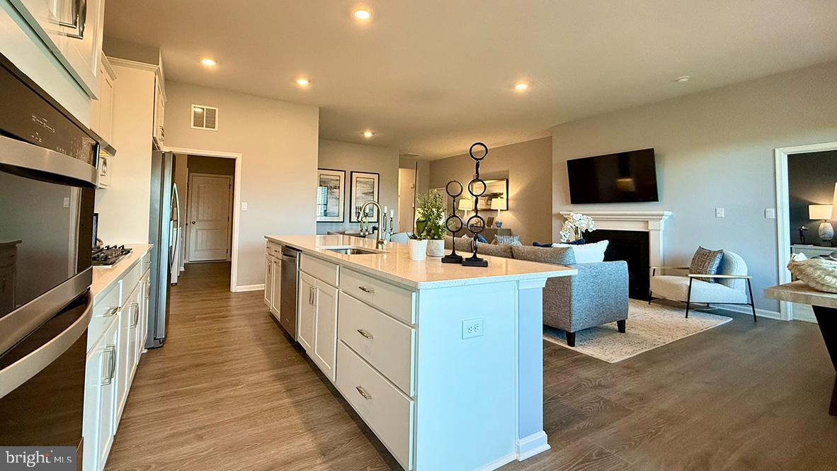 COASTAL VILLAGES - Residential