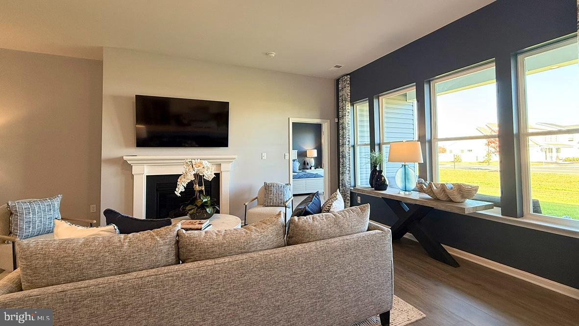 COASTAL VILLAGES - Residential