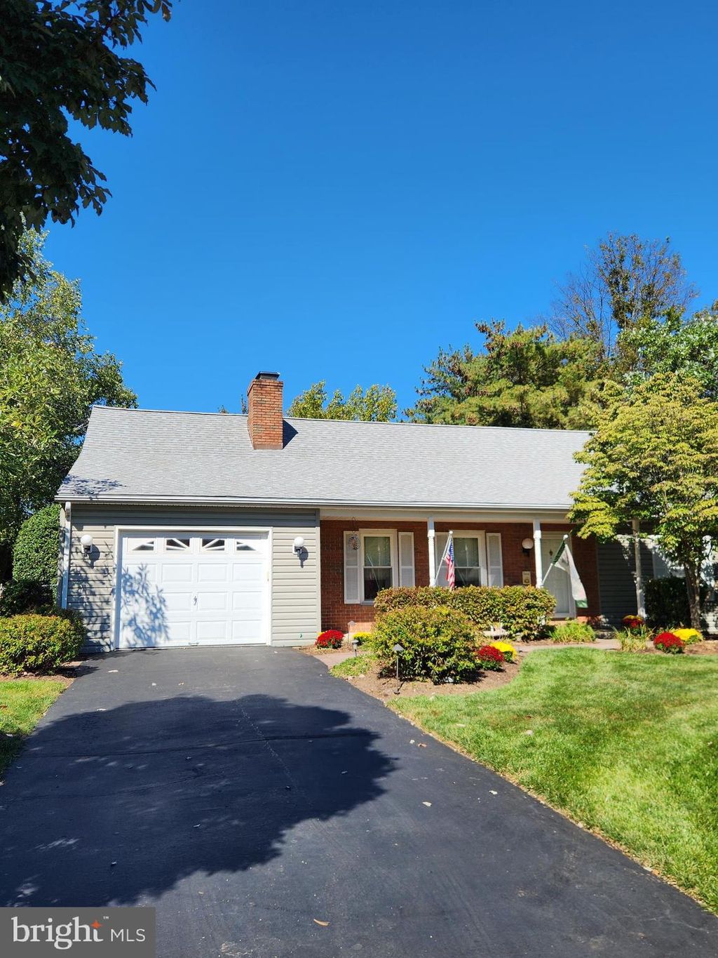 Photo of 43 June Drive, HATFIELD, PA 19440 (MLS # PAMC2158068)