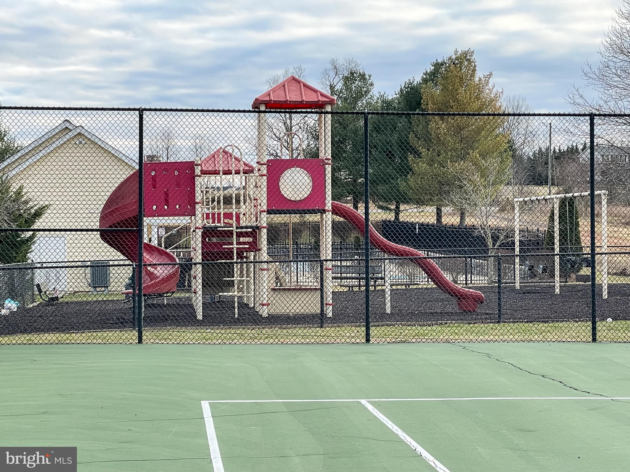 SOMERSET - Residential