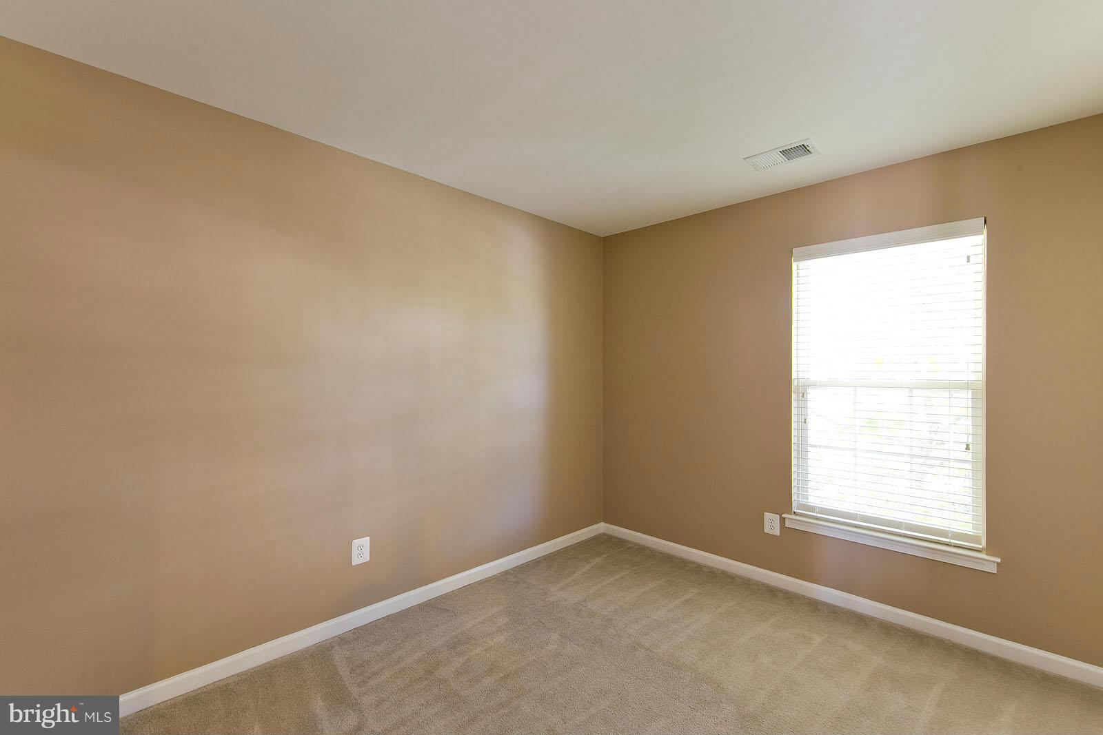 LAKELAND PLACE - Residential