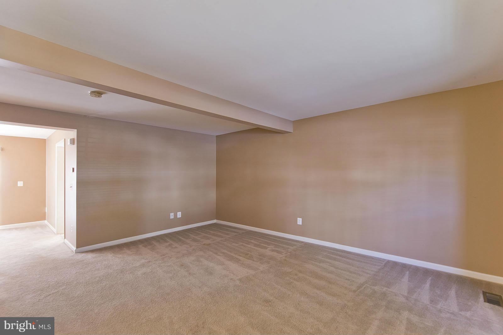 LAKELAND PLACE - Residential