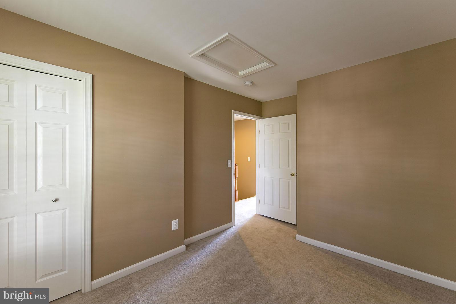 LAKELAND PLACE - Residential