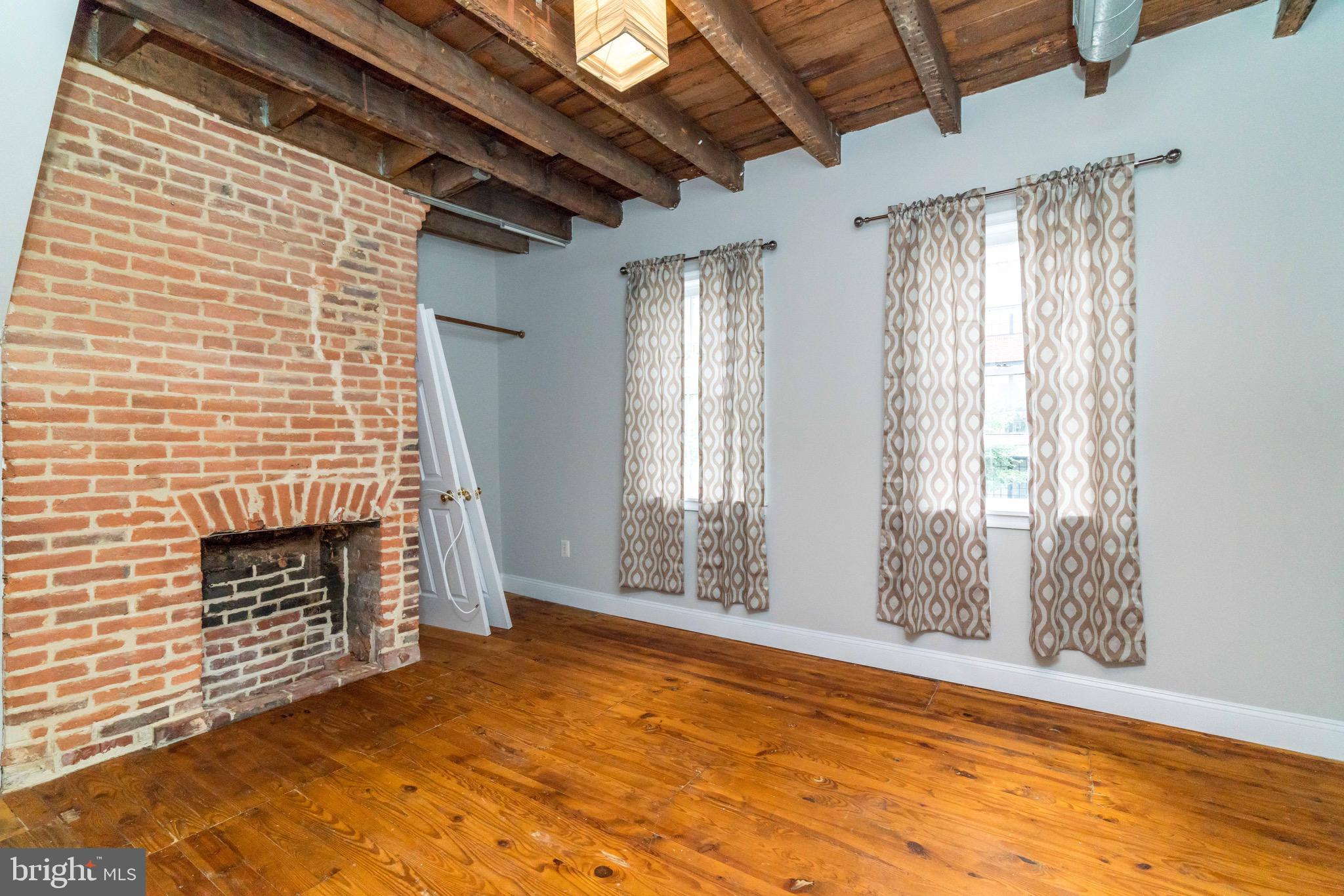 FELLS POINT HISTORIC DISTRICT - Residential Lease