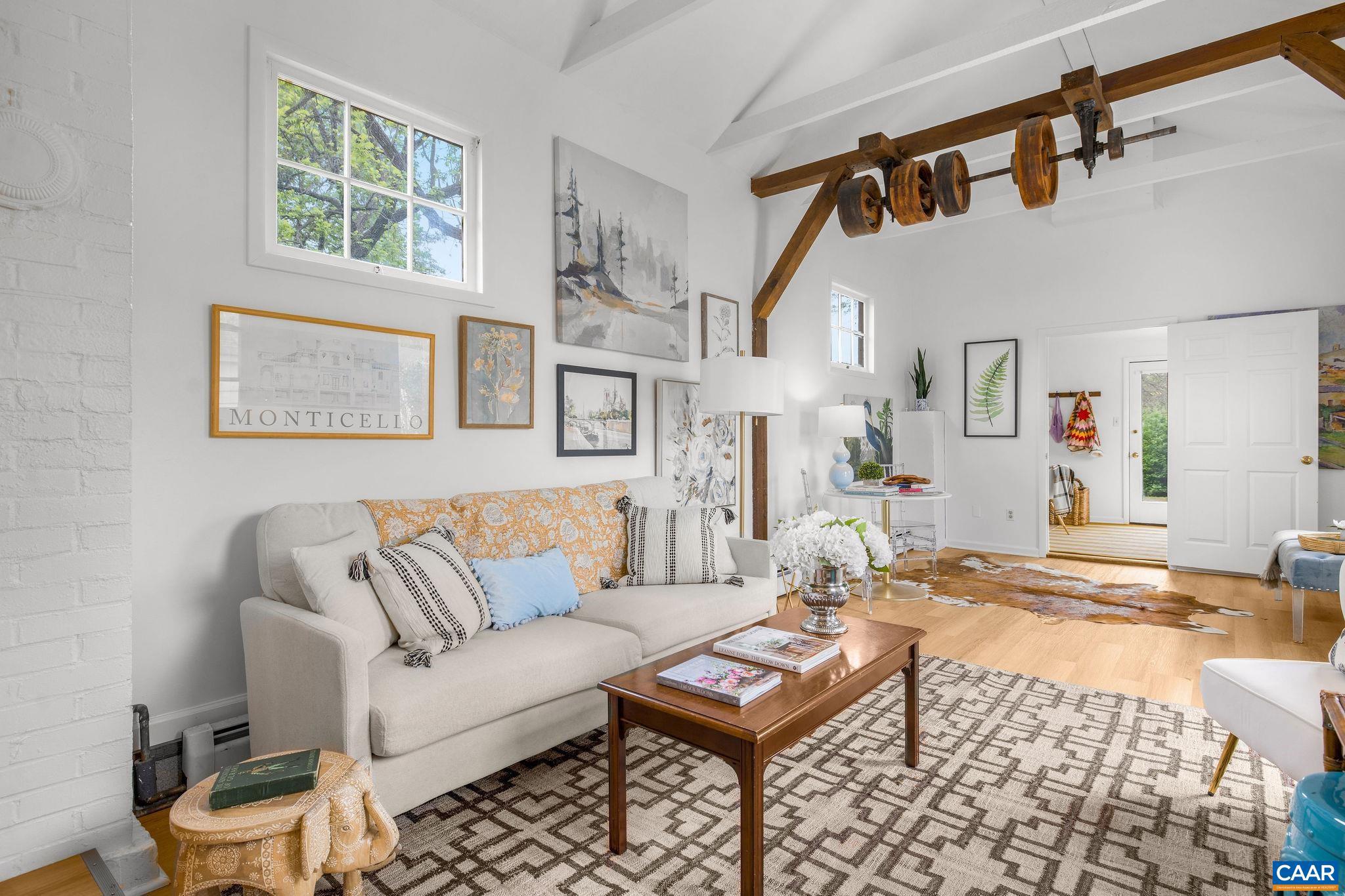 BELMONT - Residential