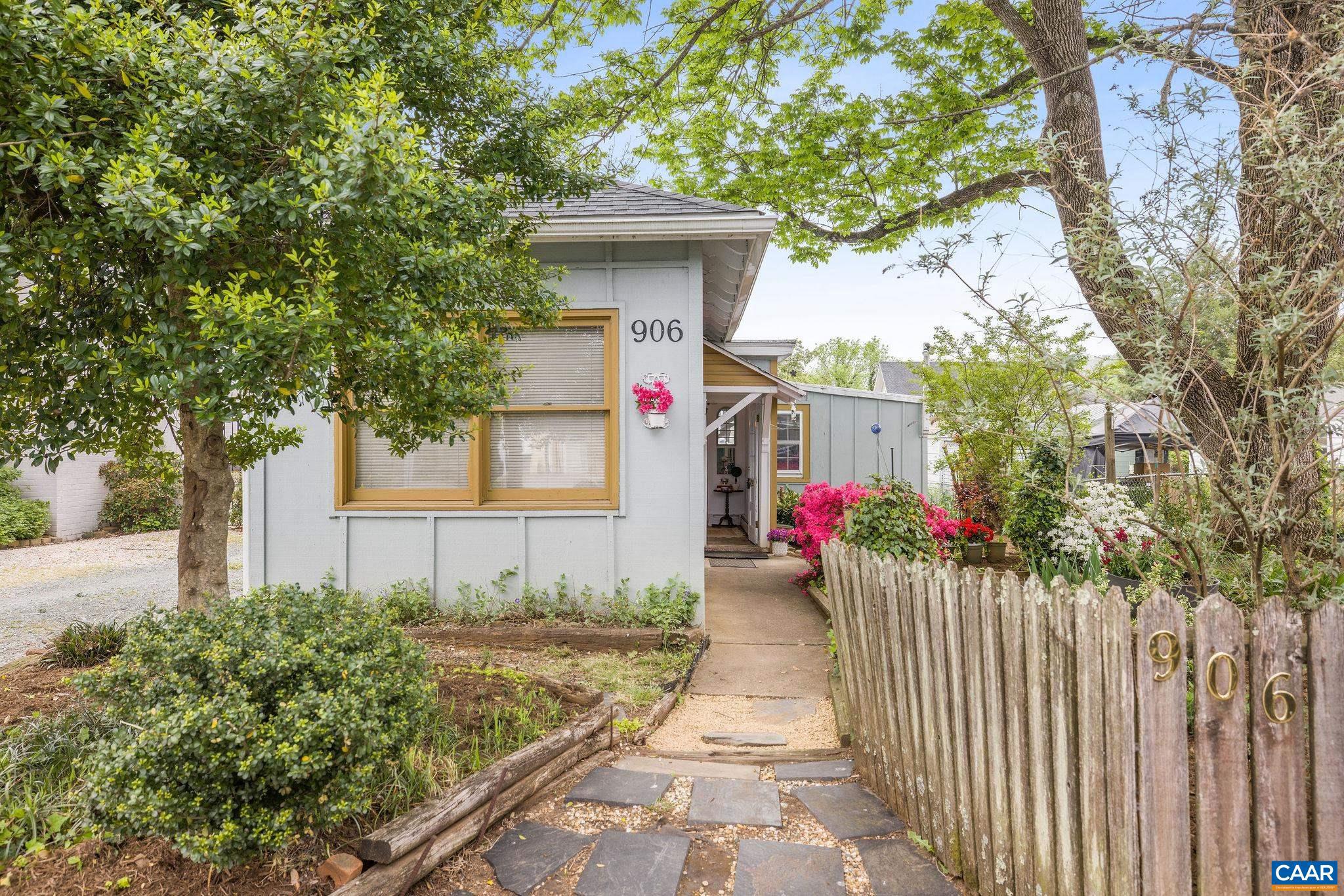 BELMONT - Residential