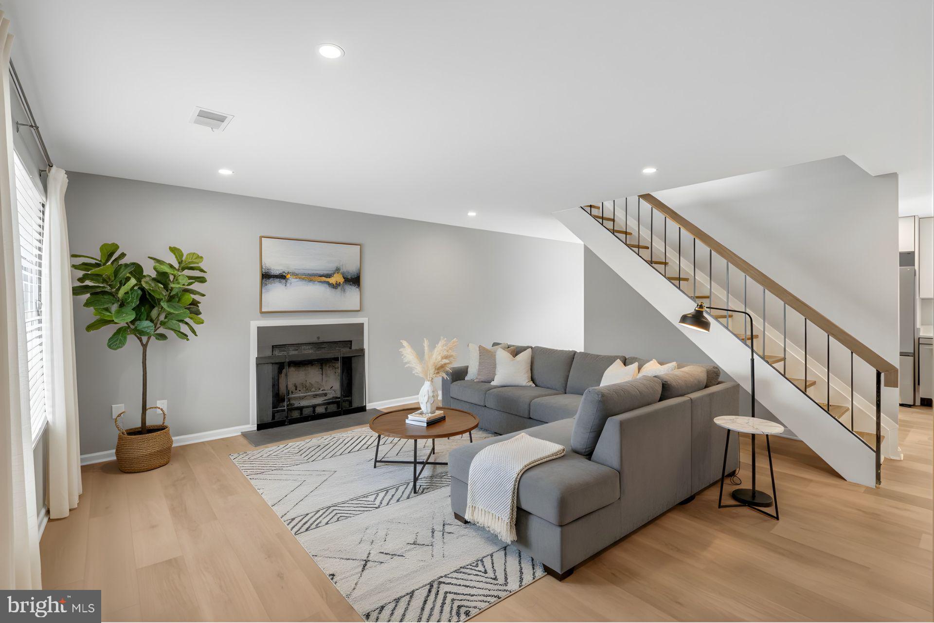 FRANKLIN FARM - Residential