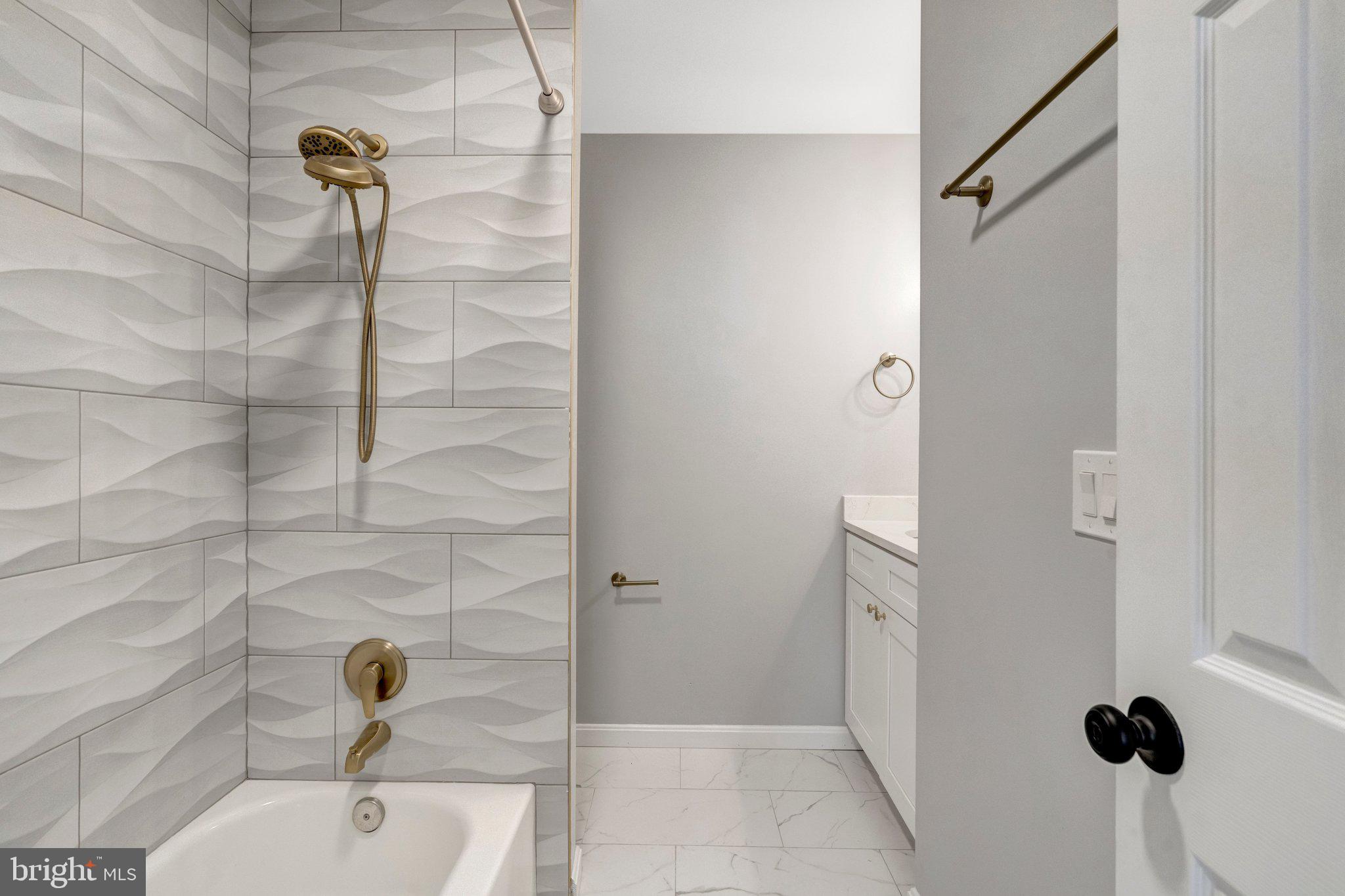 FRANKLIN FARM - Residential